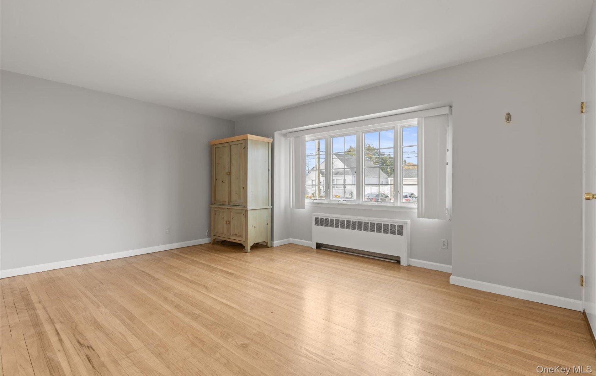 124 Kilburn Road S, Garden City South, NY 11530