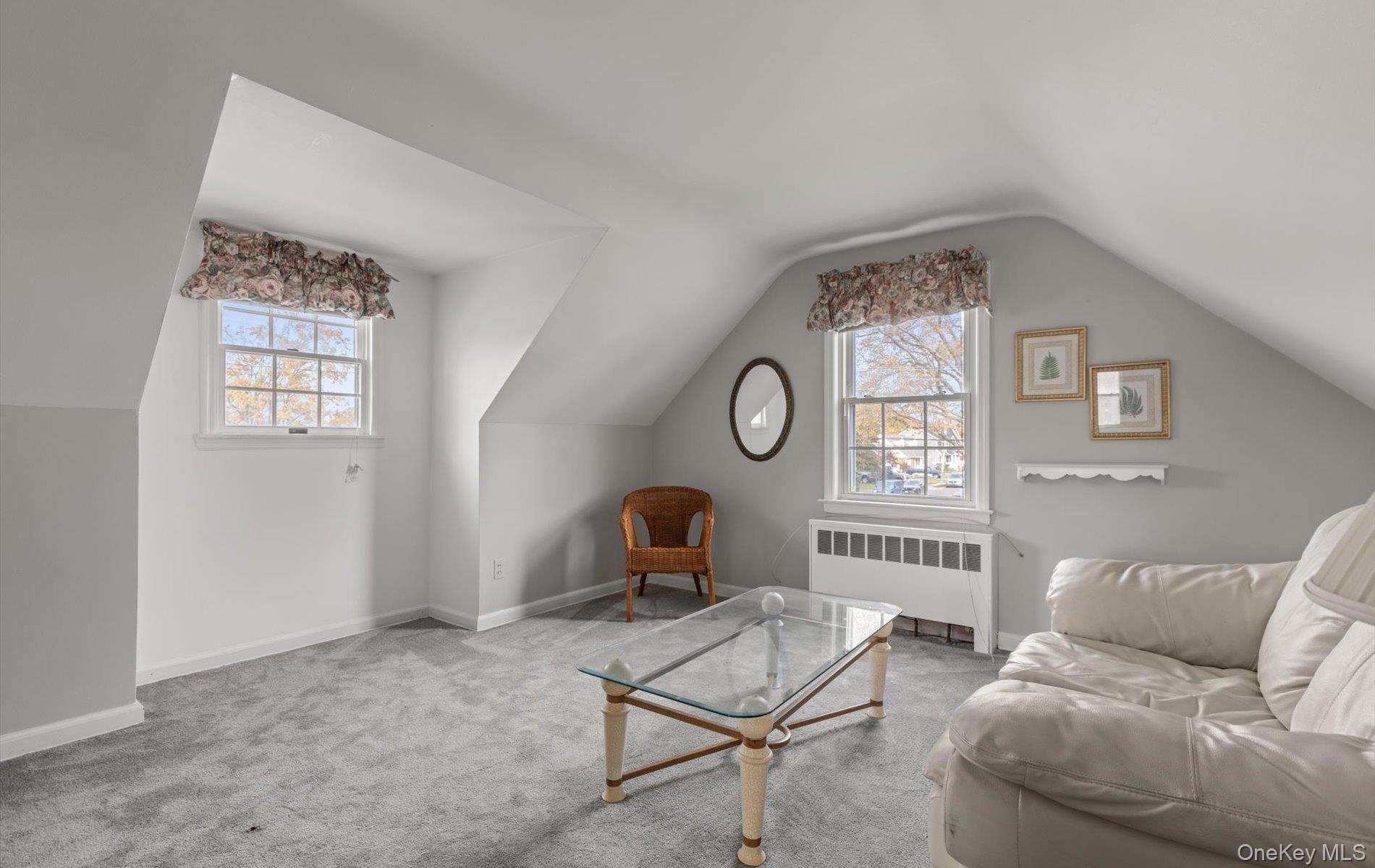 124 Kilburn Road S, Garden City South, NY 11530