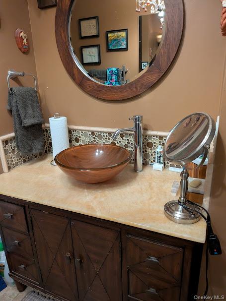 9 Mulberry Drive, Smithtown, NY 11787