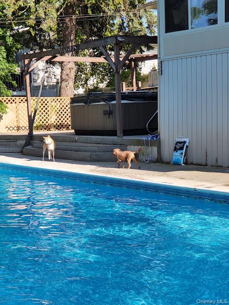 9 Mulberry Drive, Smithtown, NY 11787