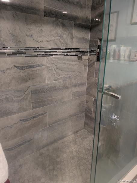 9 Mulberry Drive, Smithtown, NY 11787