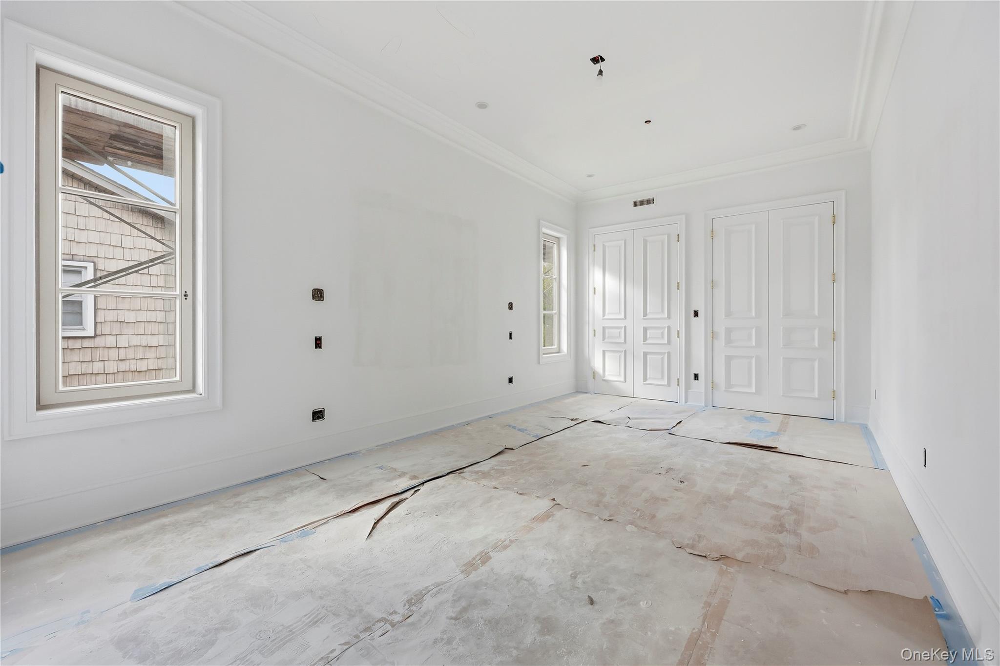 156 Harborview S, Lawrence, NY 11559