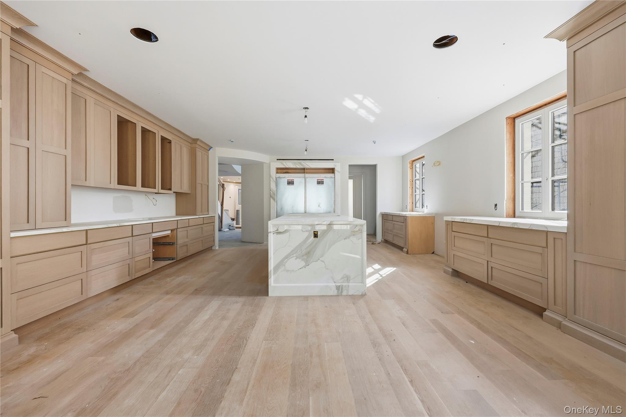 156 Harborview S, Lawrence, NY 11559