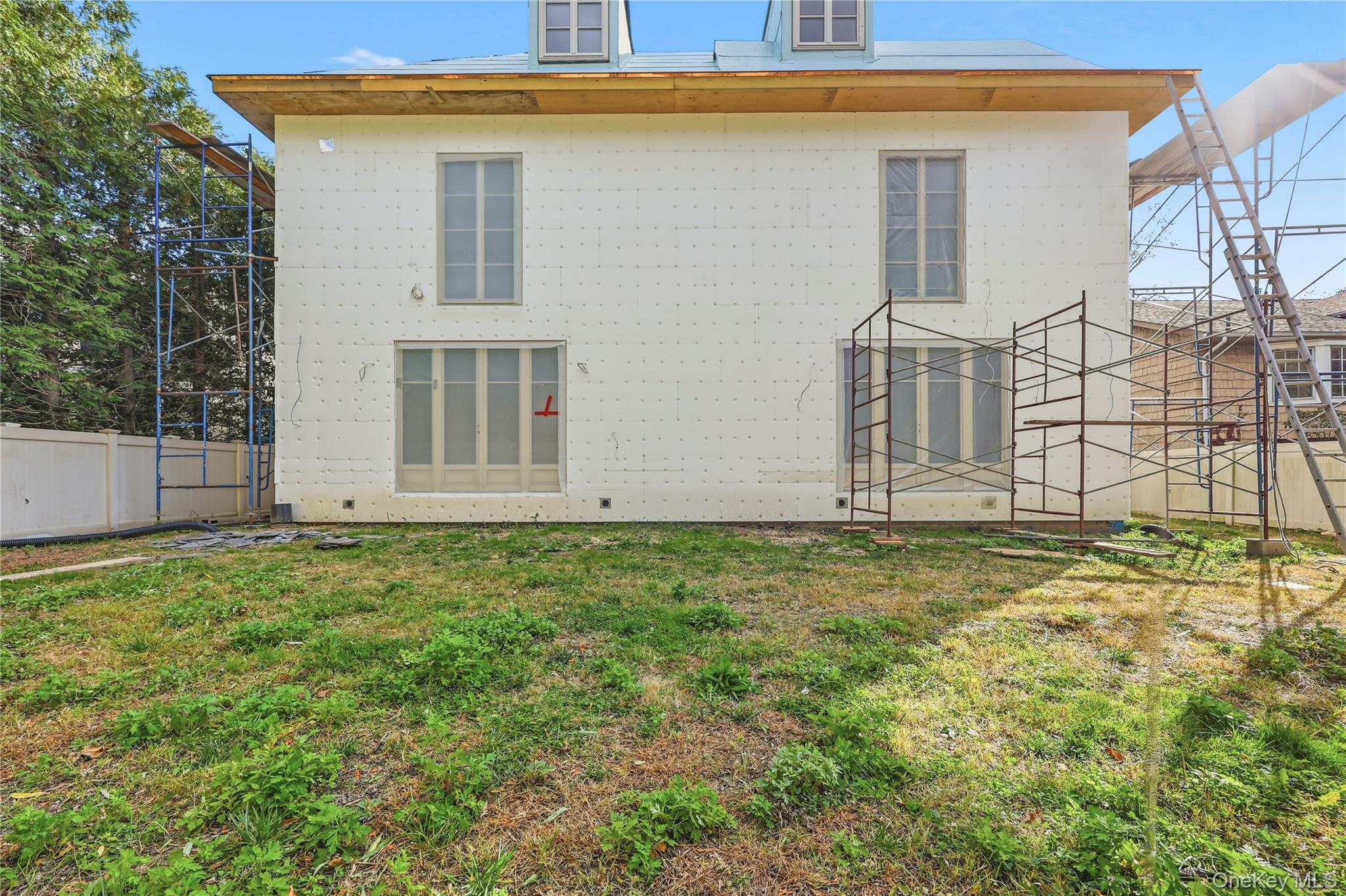 156 Harborview S, Lawrence, NY 11559