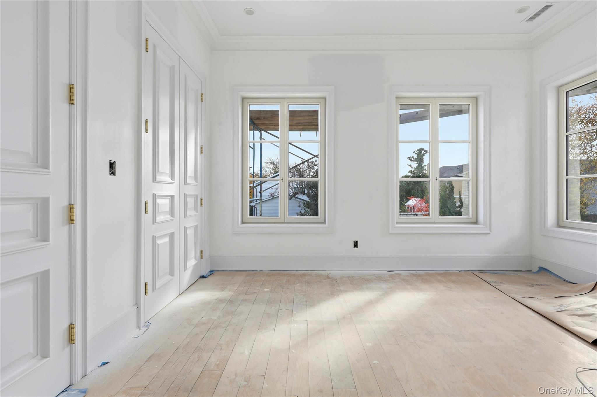 156 Harborview S, Lawrence, NY 11559