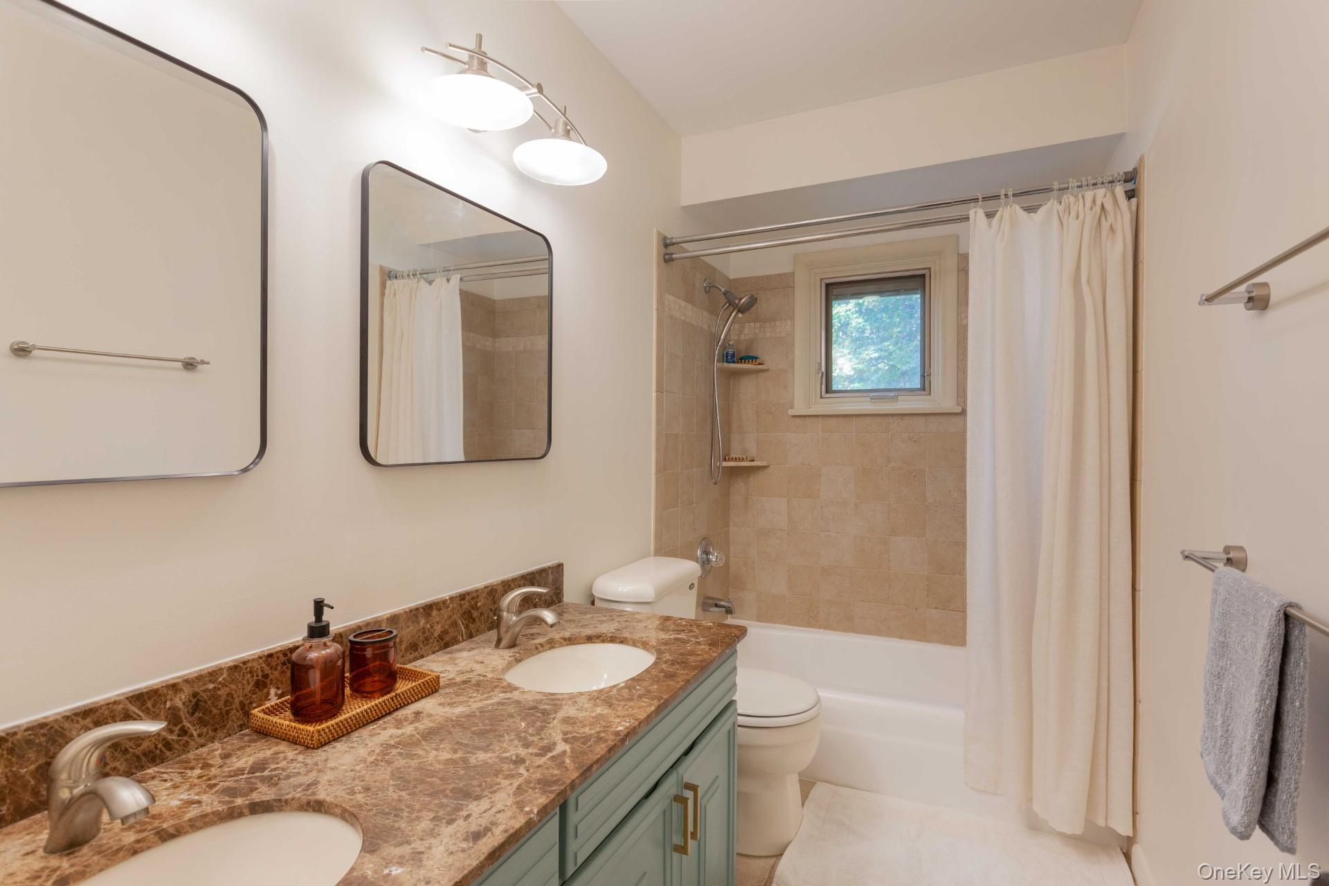 14 Old English Way, Wappingers Falls, NY 12590