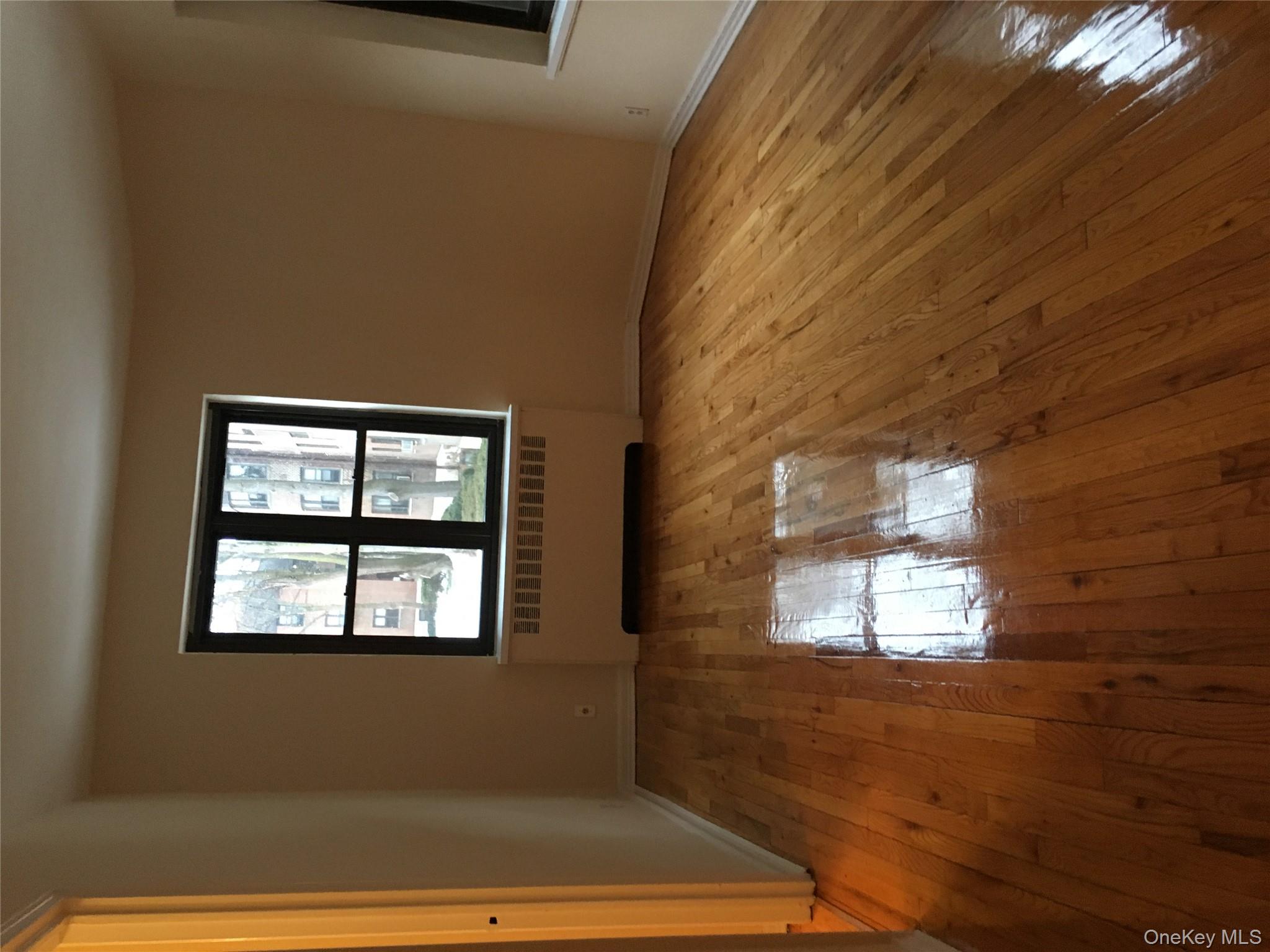 23 Schenck Avenue # 1Bd, Great Neck, NY 11021