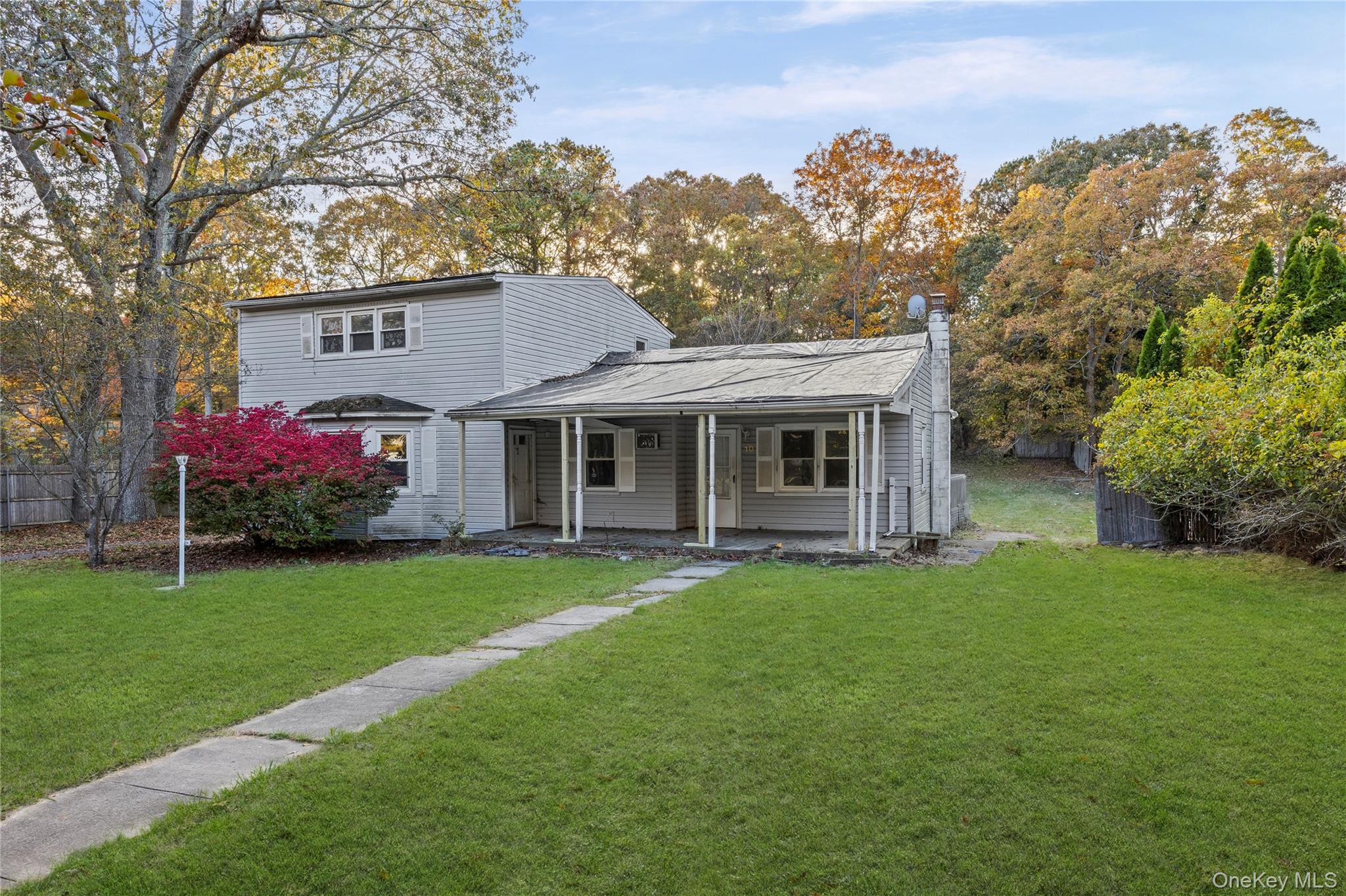 10 West Street, Middle Island, NY 11953