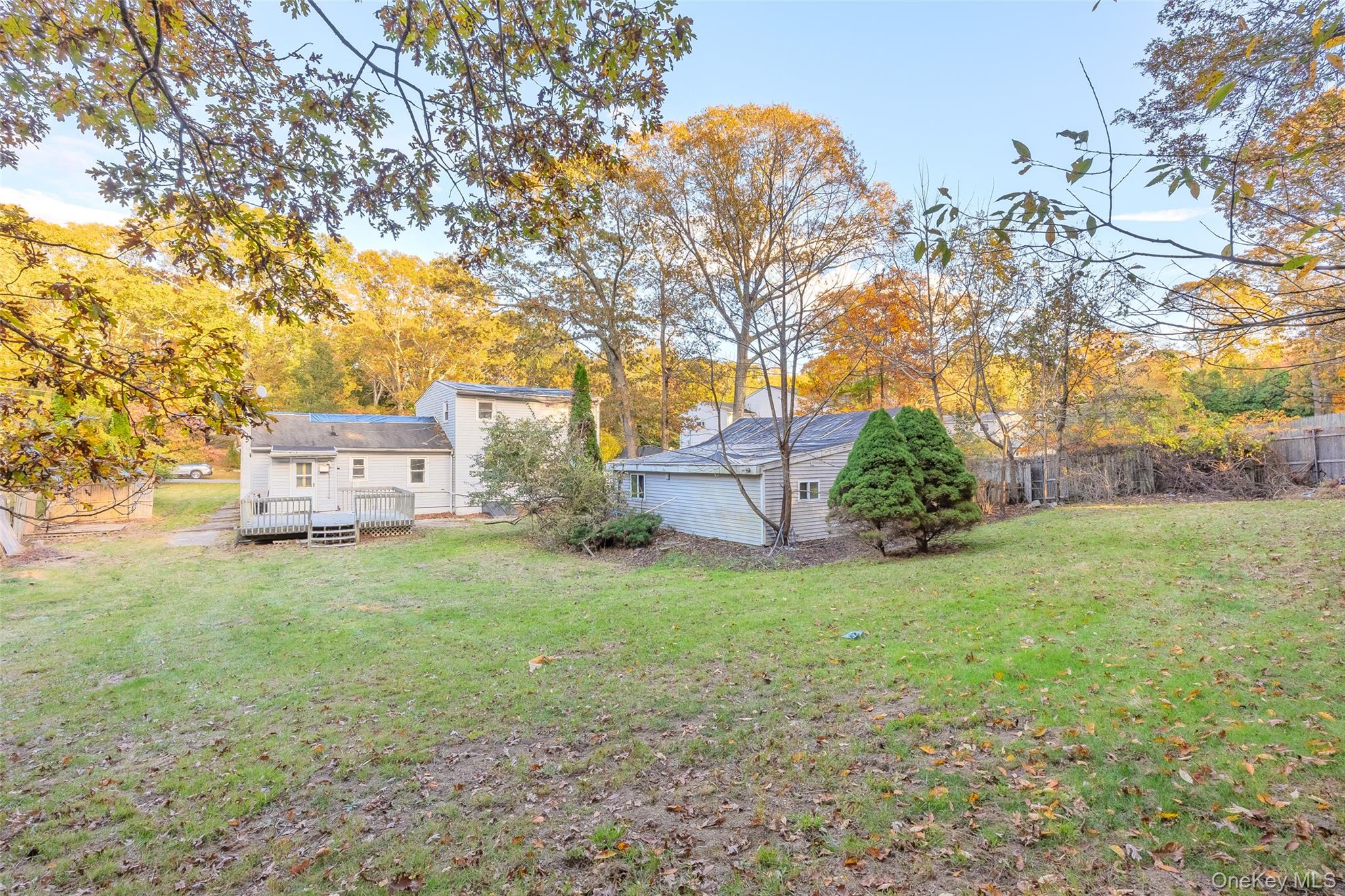 10 West Street, Middle Island, NY 11953