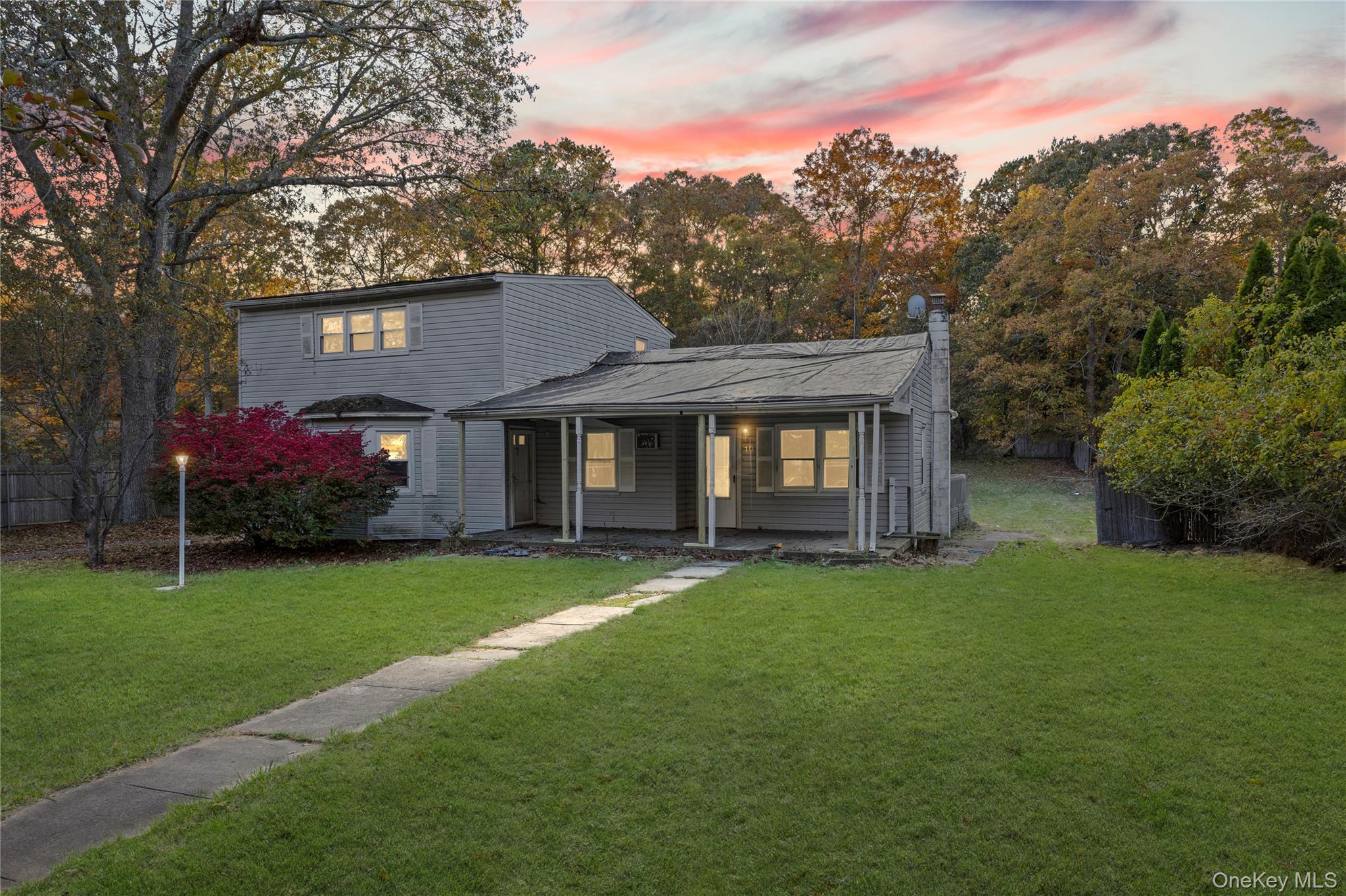 10 West Street, Middle Island, NY 11953