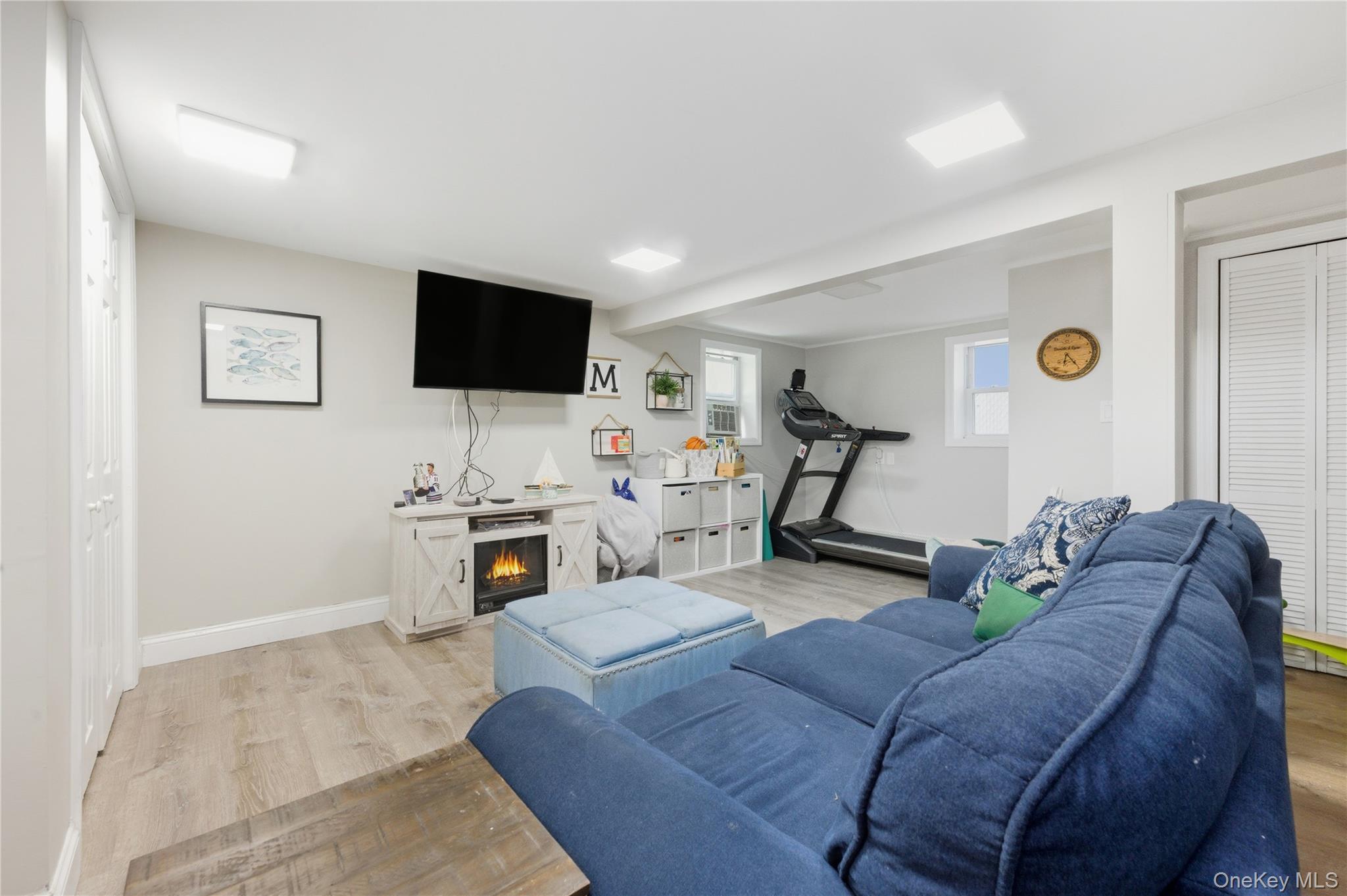 90 Connecticut Avenue, Long Beach, NY 11561