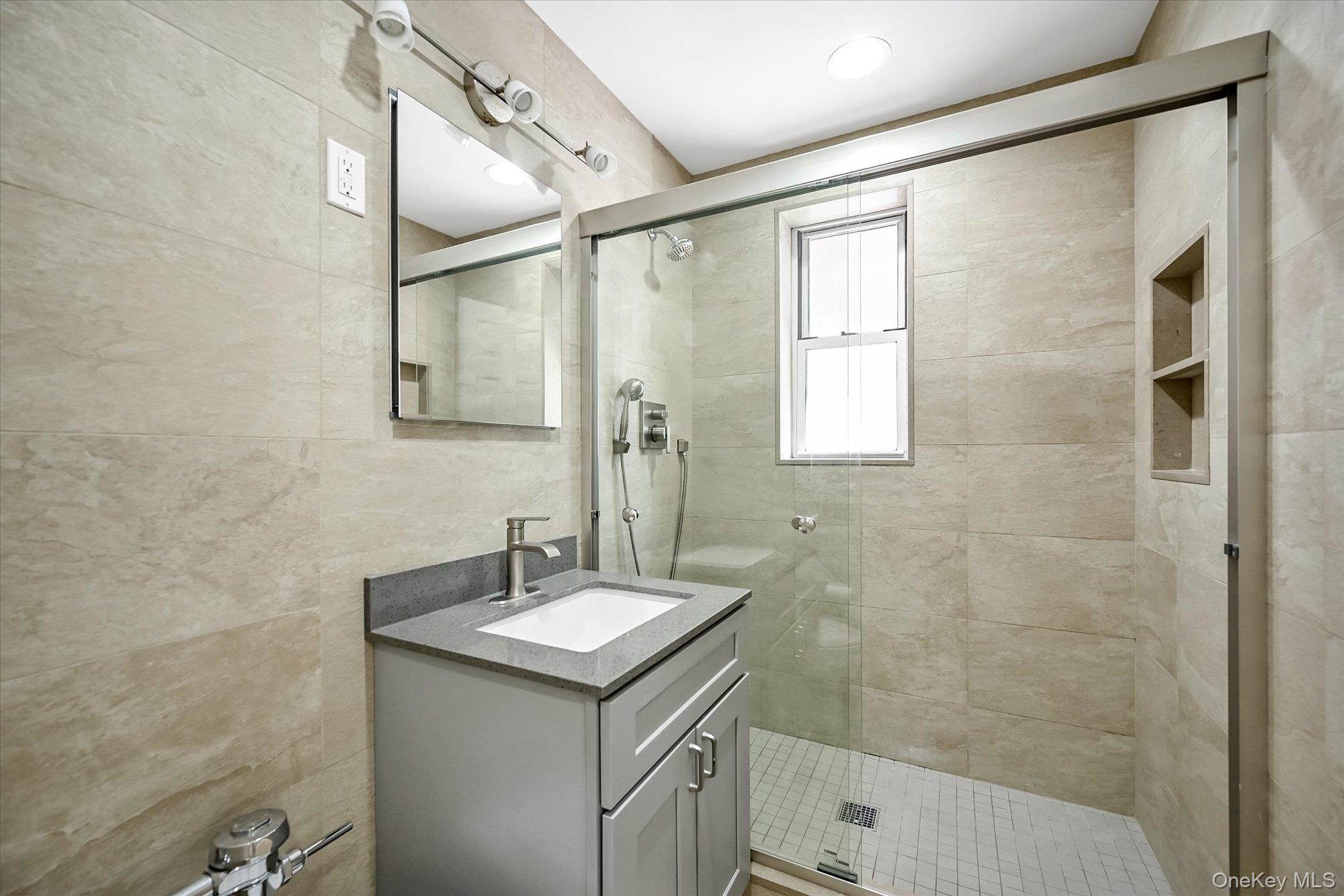 65-05 Yellowstone Blvd. # 1A, Forest Hills, NY 11375