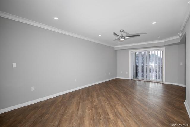 100 Glen Street # N2210, Glen Cove, NY 11542