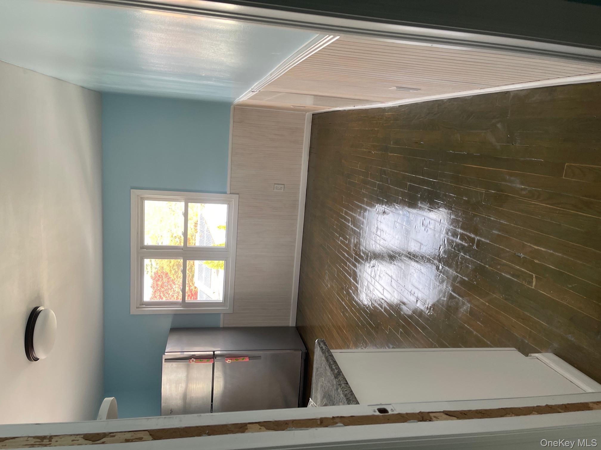 14 pine acres Boulevard, Deer Park, NY 11729