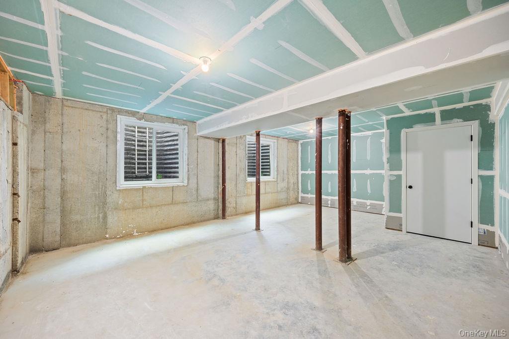 472 W Central Avenue # 105, Spring Valley, NY 10977