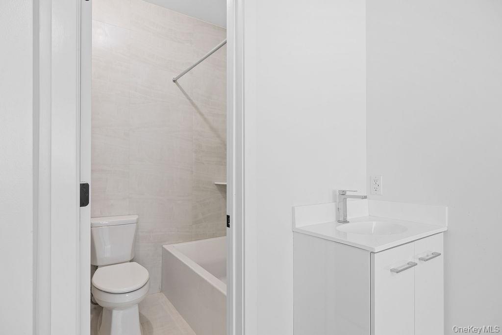 472 W Central Avenue # 105, Spring Valley, NY 10977