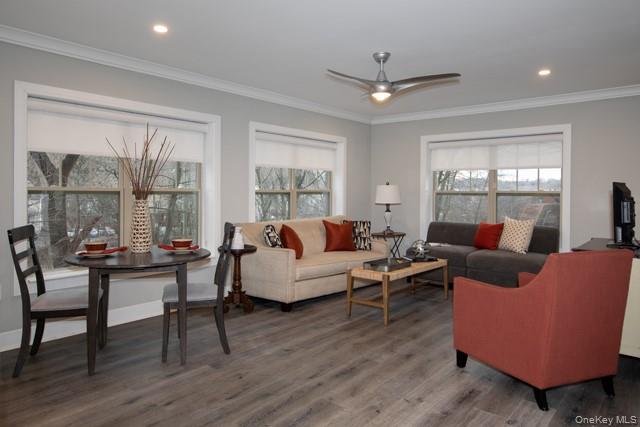 100 Glen Street # N2327, Glen Cove, NY 11542