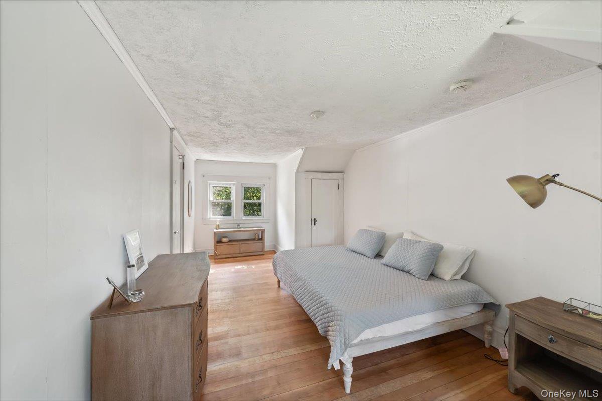 157 Route 100, Katonah, NY 10536