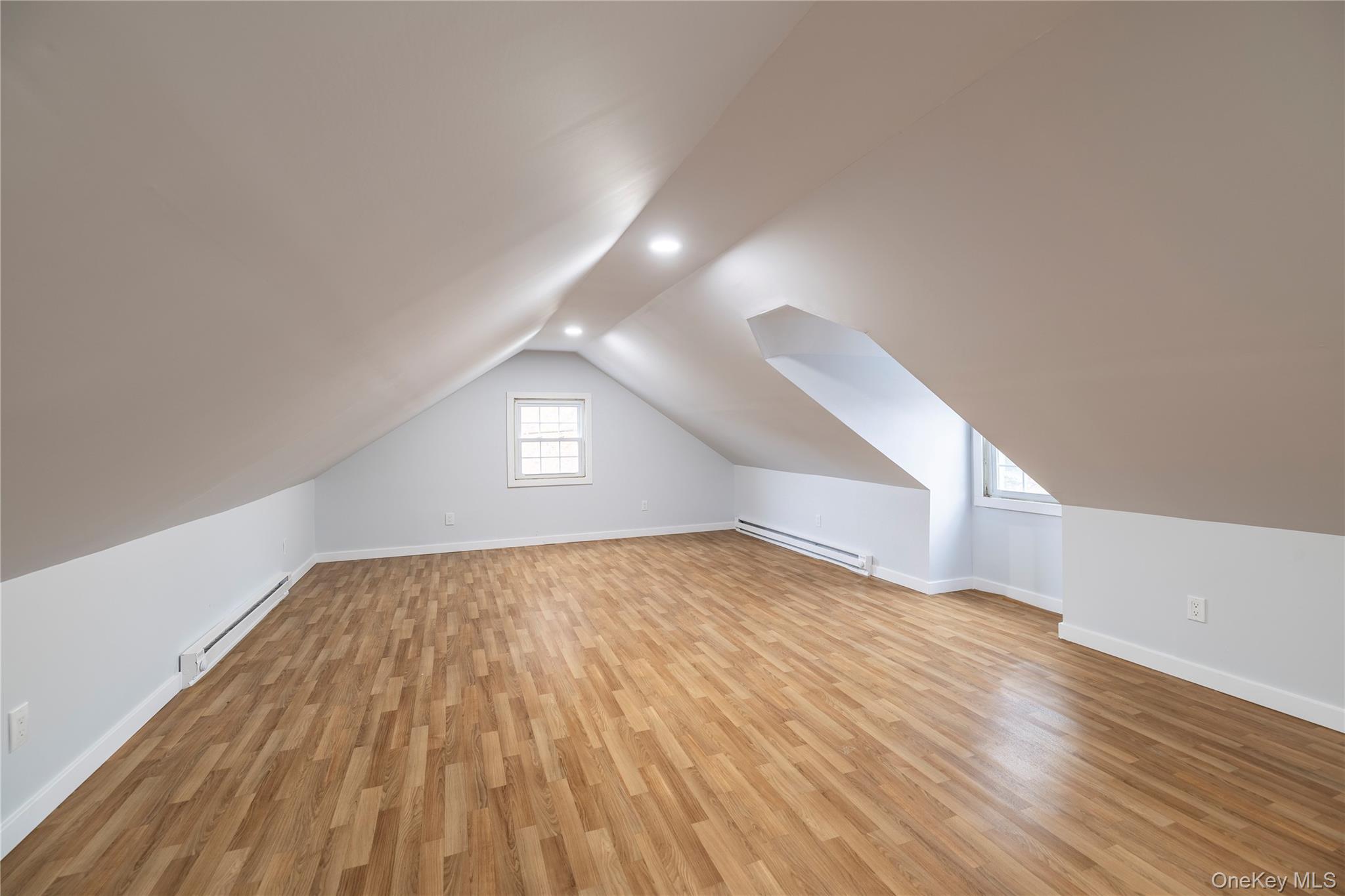 801 Park Avenue, Westbury, NY 11590