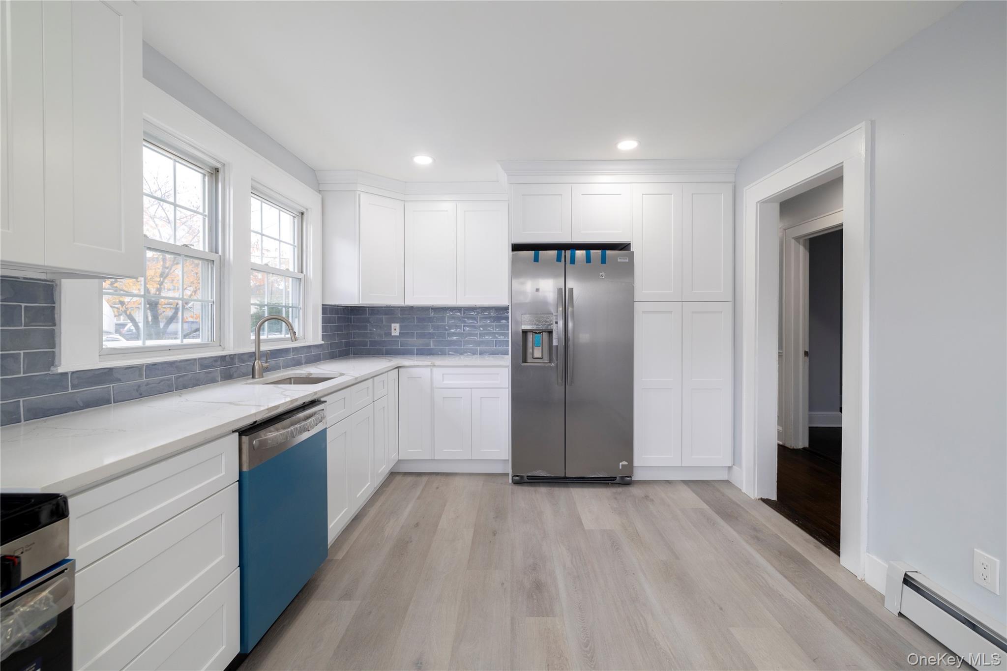 801 Park Avenue, Westbury, NY 11590