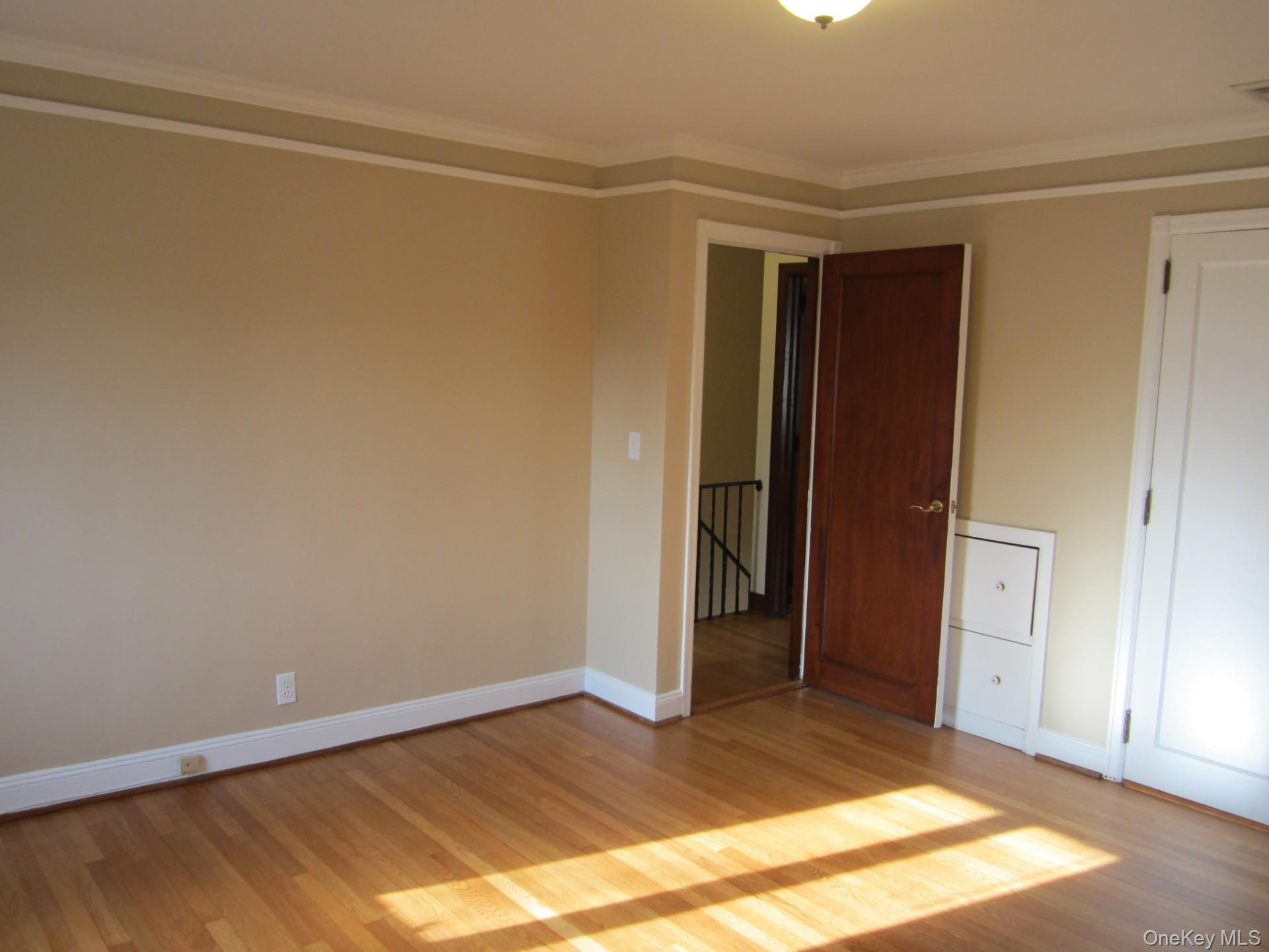 73 Sheridan Avenue, Williston Park, NY 11596