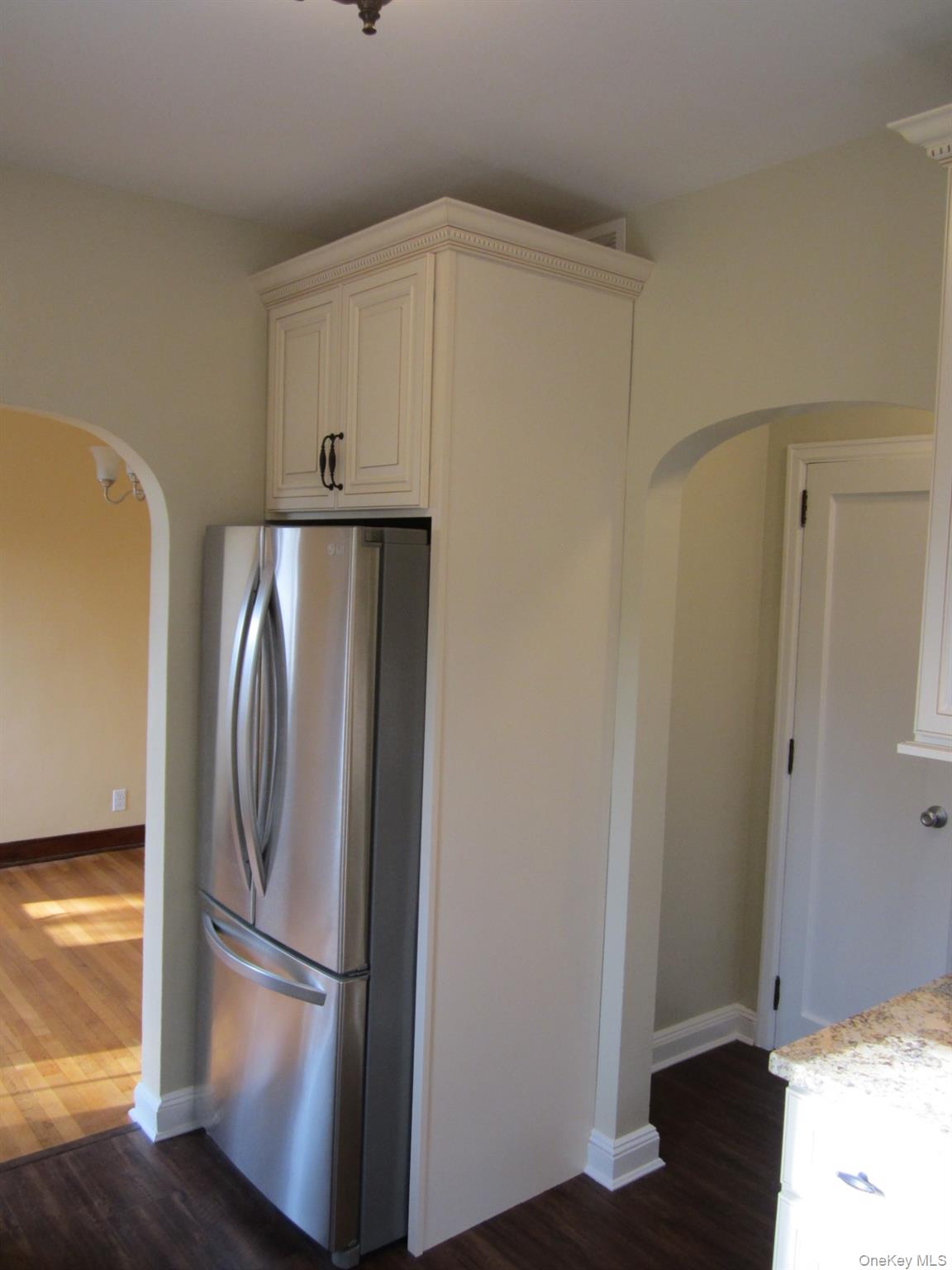 73 Sheridan Avenue, Williston Park, NY 11596