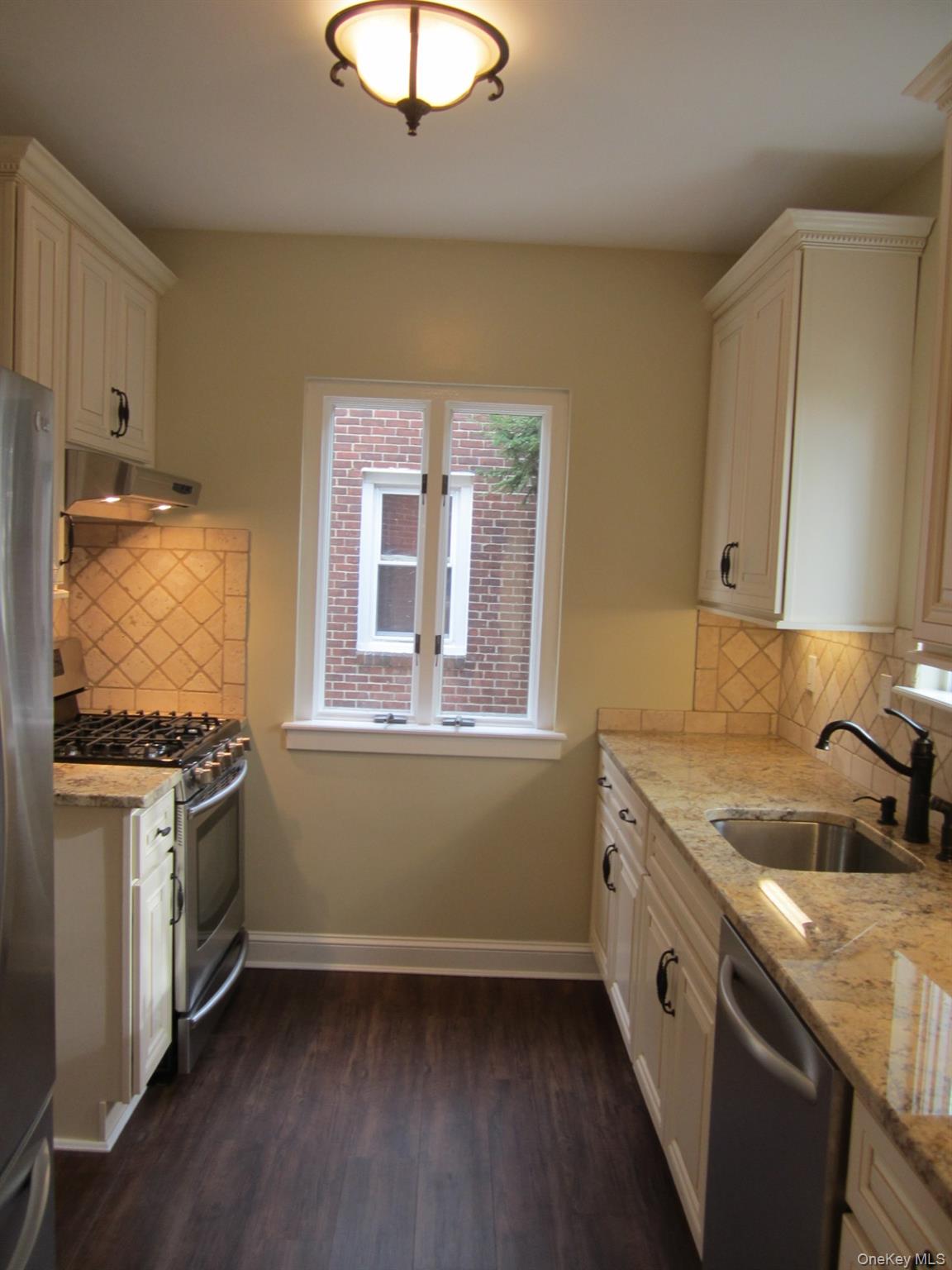 73 Sheridan Avenue, Williston Park, NY 11596