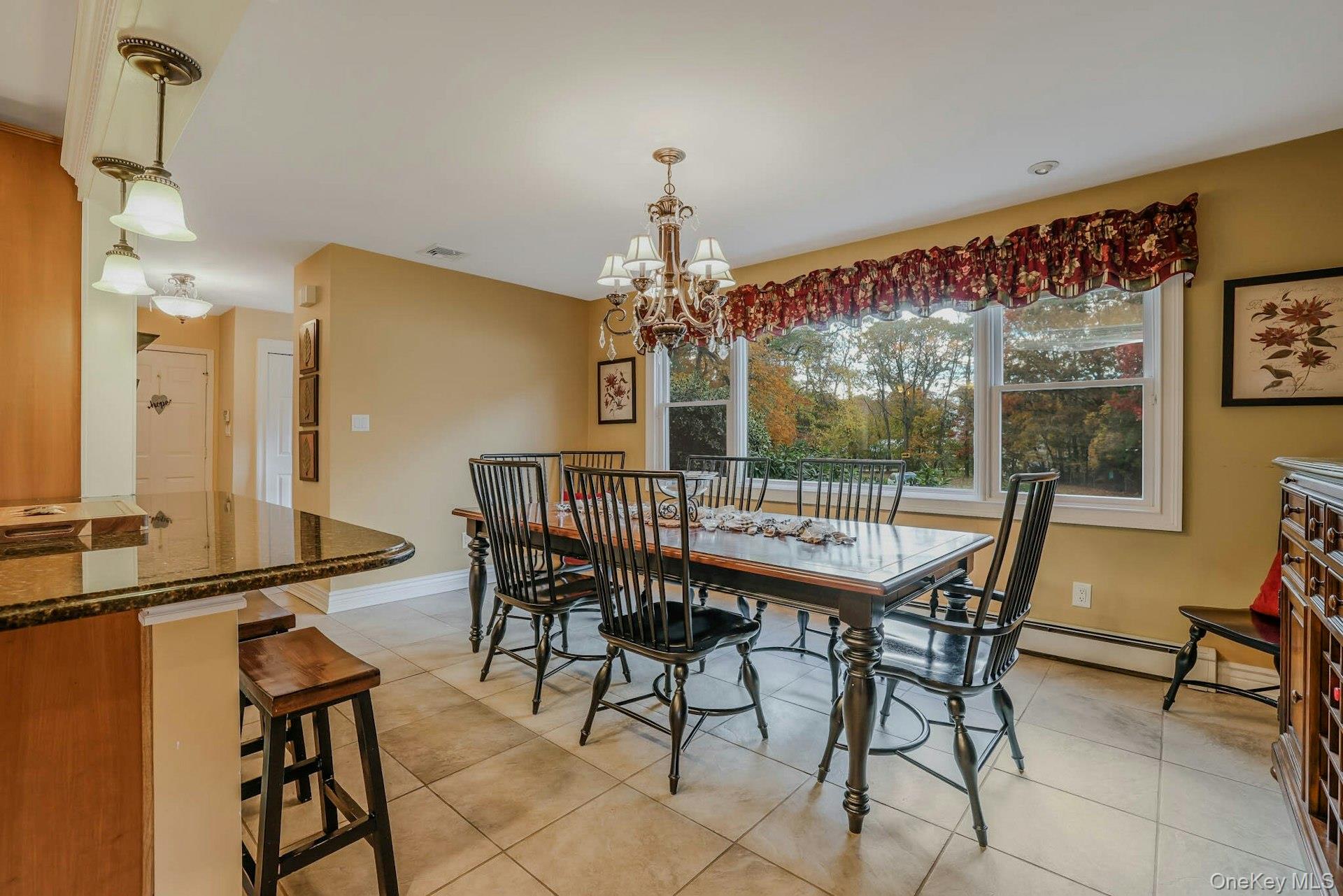 89 Walnut Street, Lake Grove, NY 11755