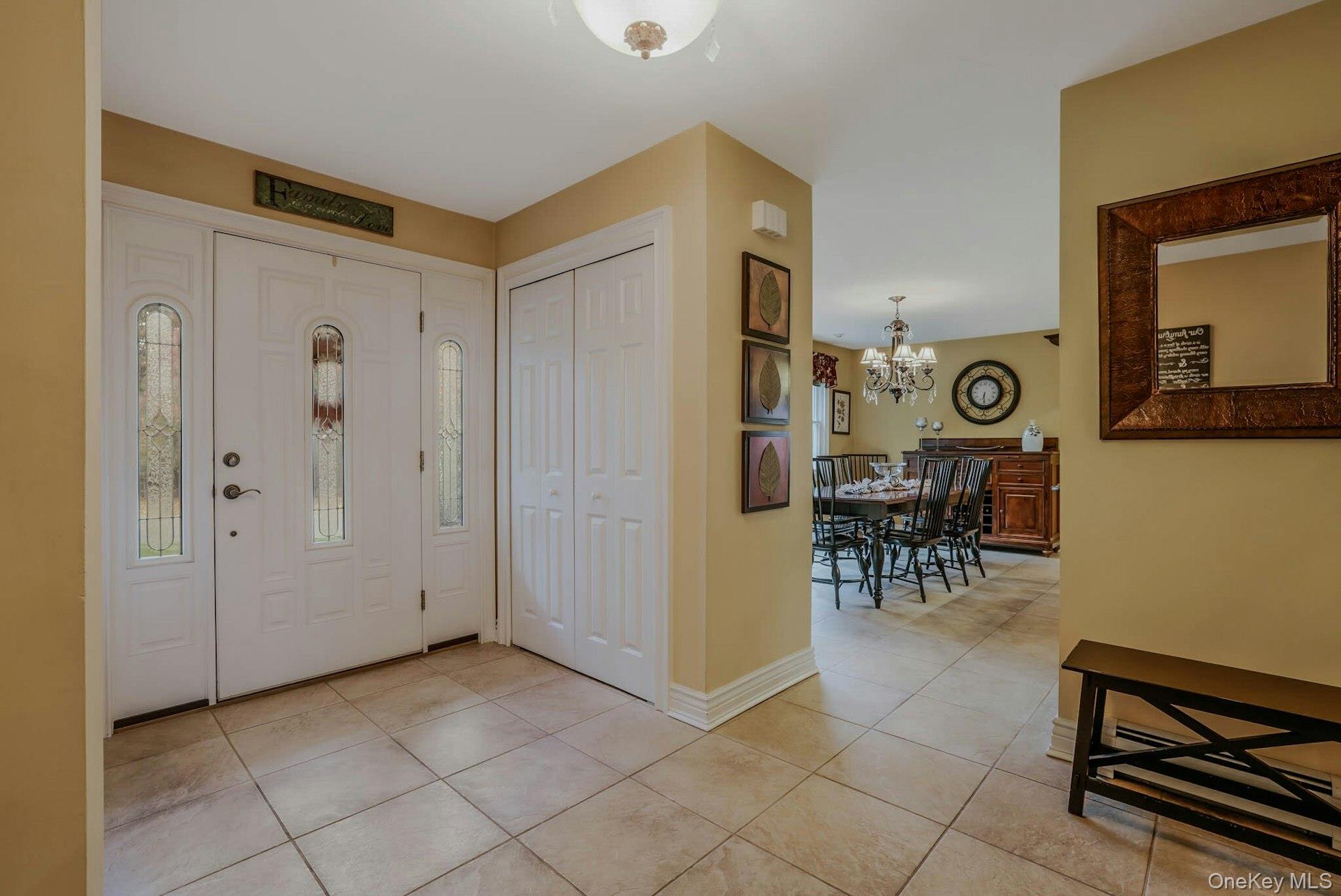 89 Walnut Street, Lake Grove, NY 11755