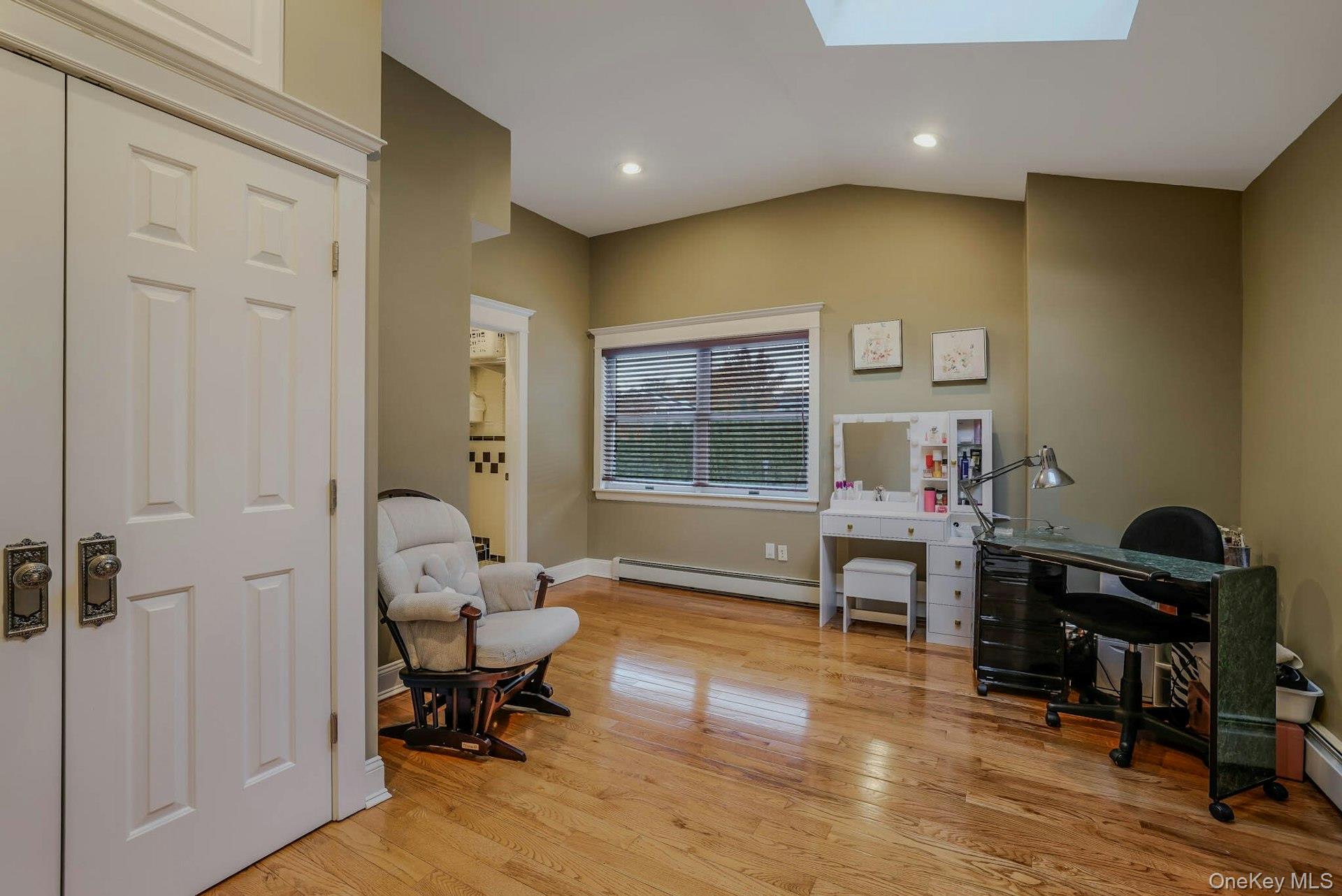 89 Walnut Street, Lake Grove, NY 11755