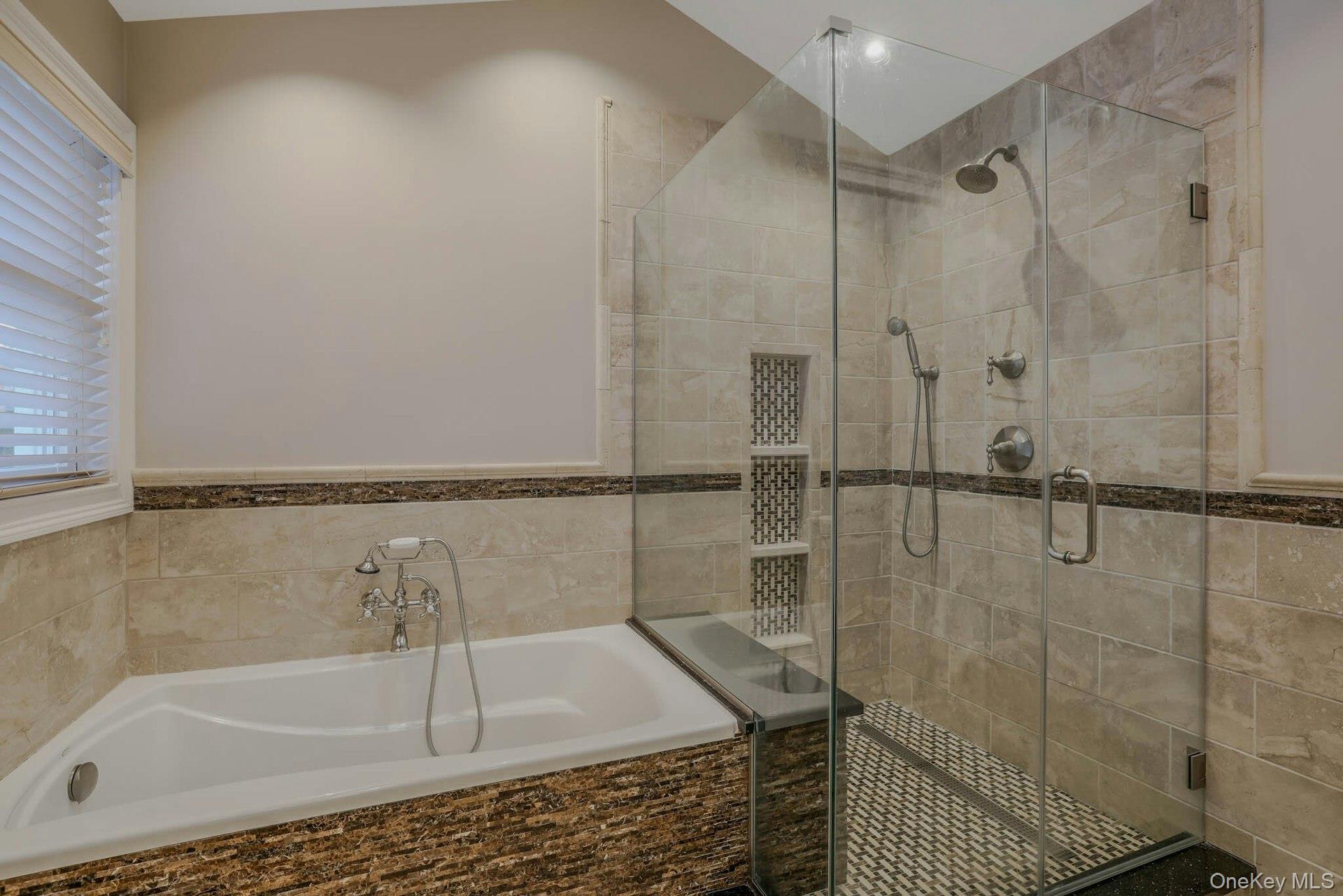 89 Walnut Street, Lake Grove, NY 11755