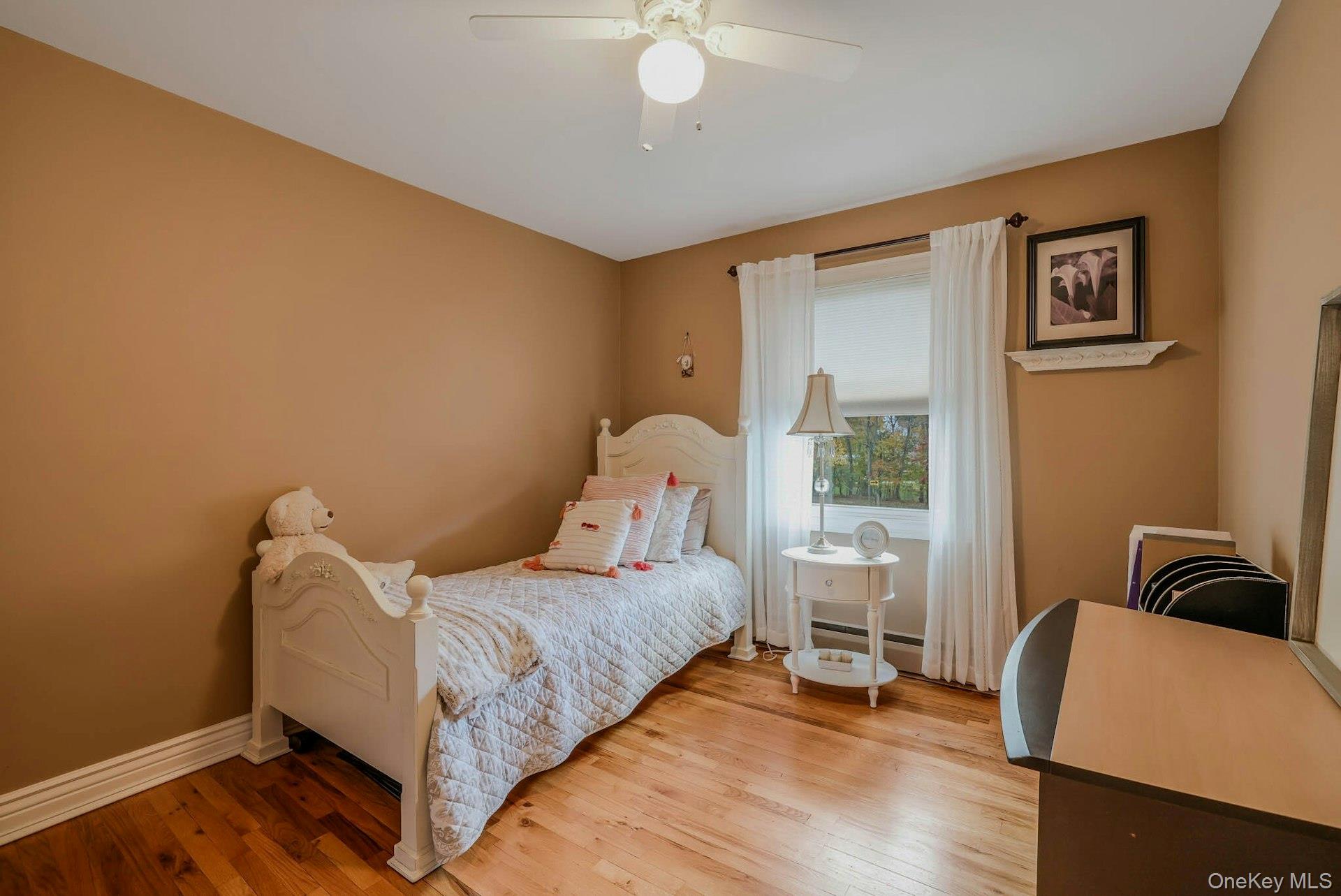 89 Walnut Street, Lake Grove, NY 11755