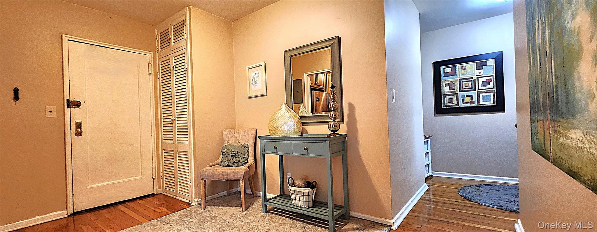 54 Lawrence Drive # D, White Plains, NY 10603