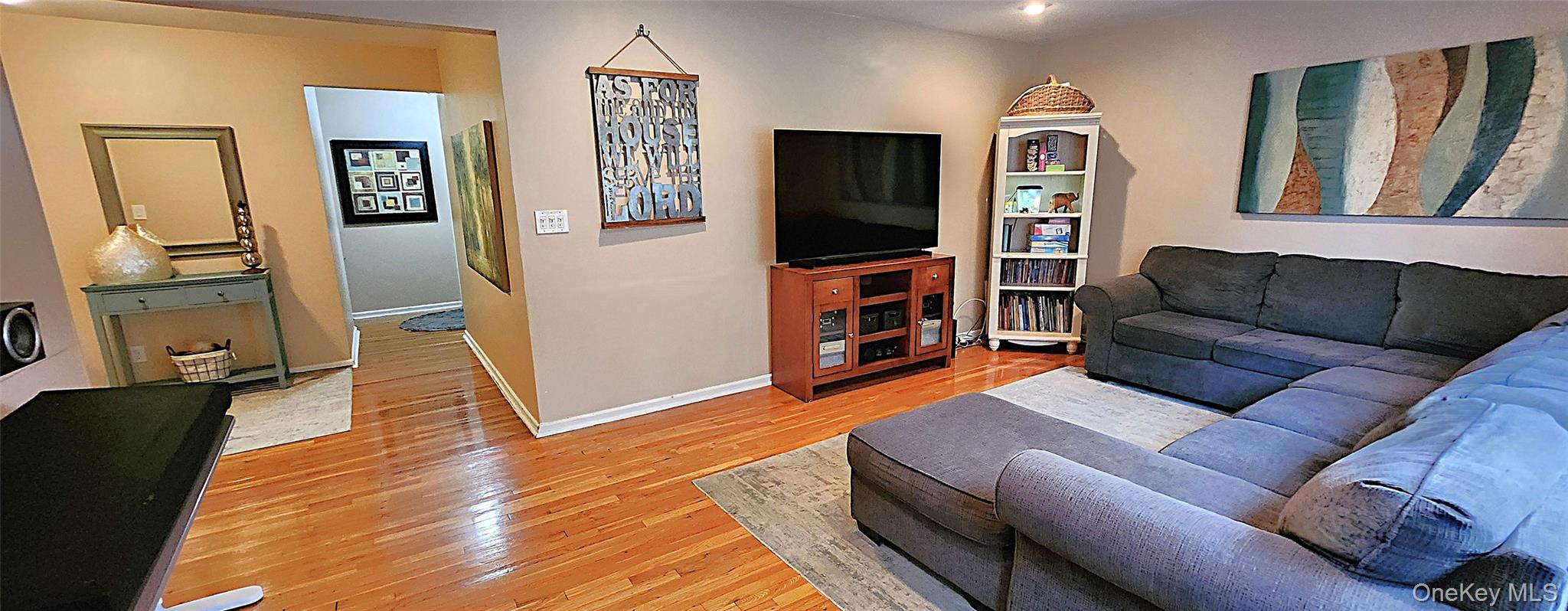 54 Lawrence Drive # D, White Plains, NY 10603