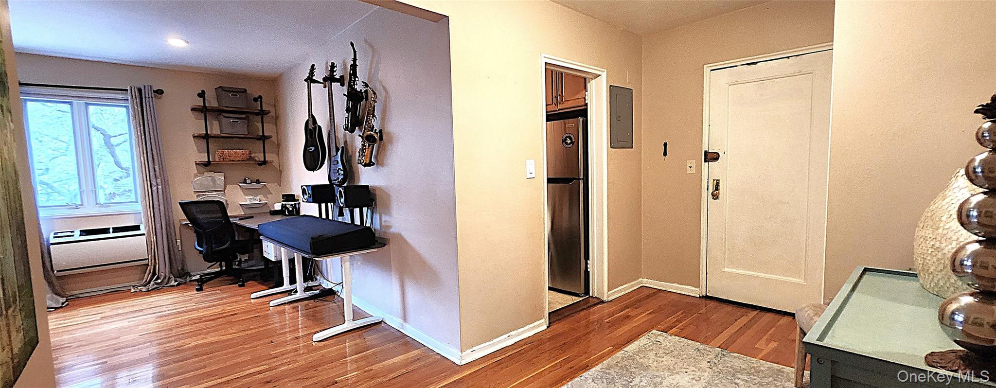 54 Lawrence Drive # D, White Plains, NY 10603