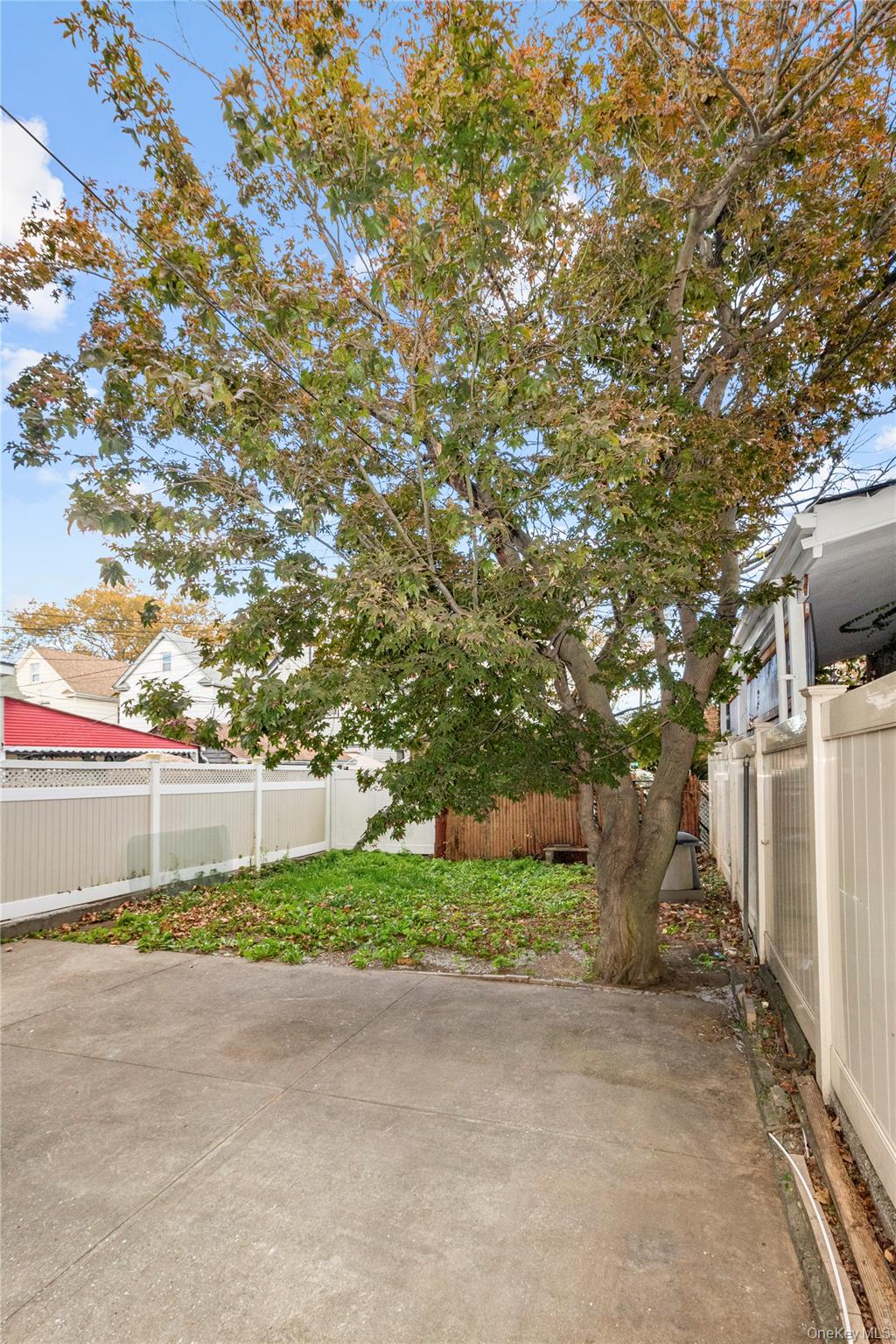 109-29 Van Wyck Expressway, Jamaica, NY 11435