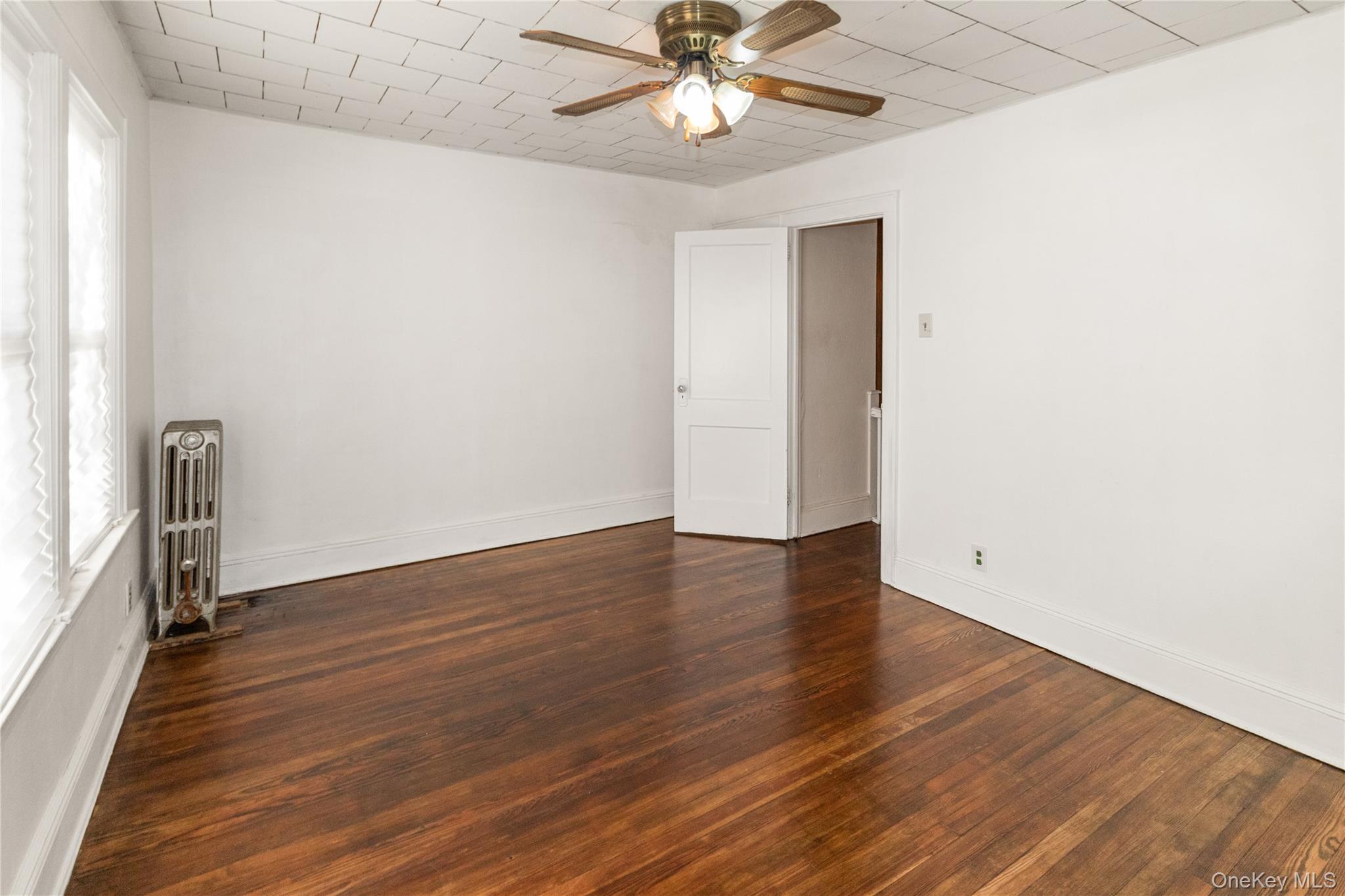 109-29 Van Wyck Expressway, Jamaica, NY 11435