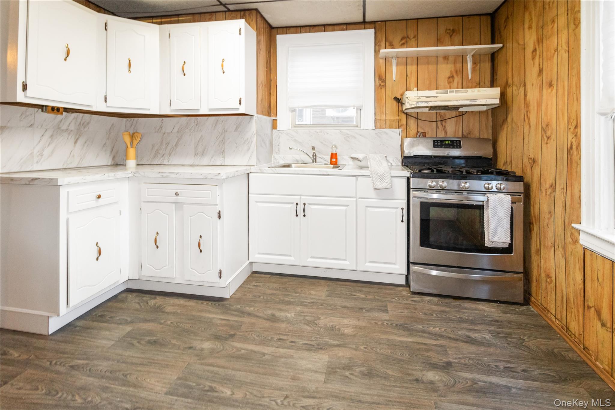 109-29 Van Wyck Expressway, Jamaica, NY 11435