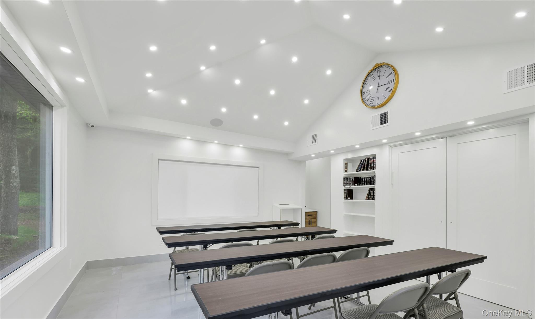 6322 State Route 42, Woodbourne, NY 12788