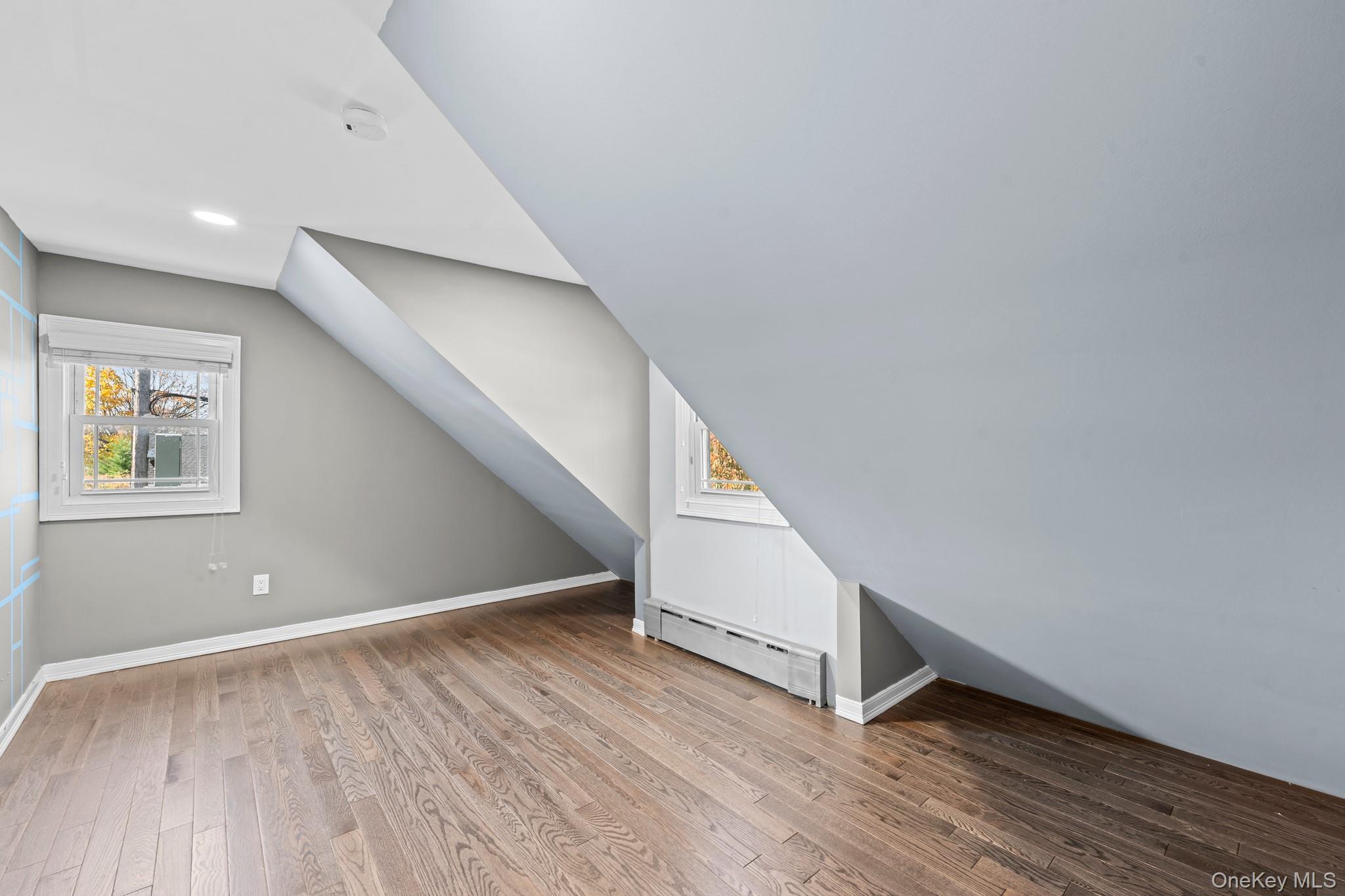 205 E John Street, Lindenhurst, NY 11757