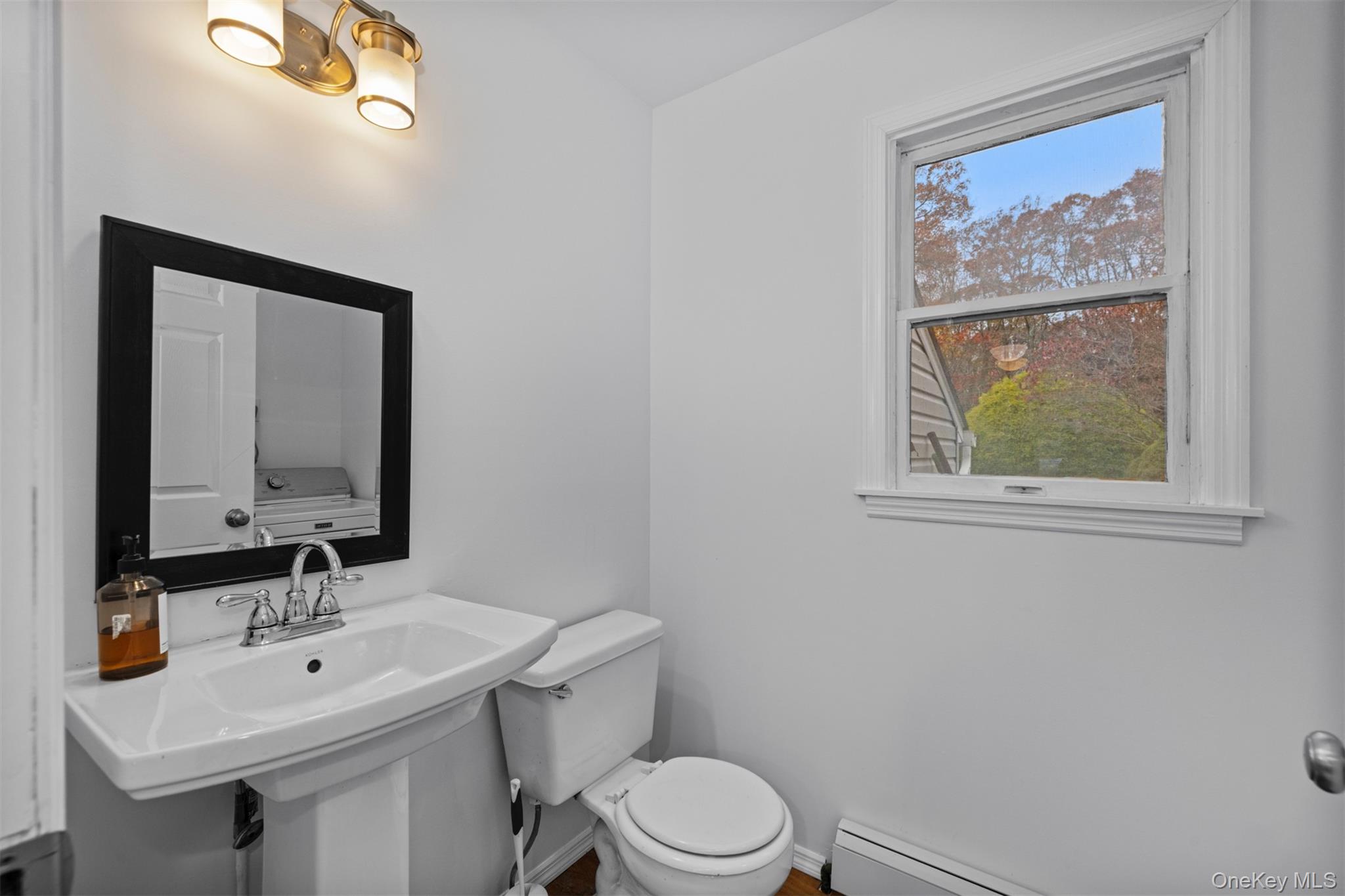 37 Pond Lane, Ridge, NY 11961