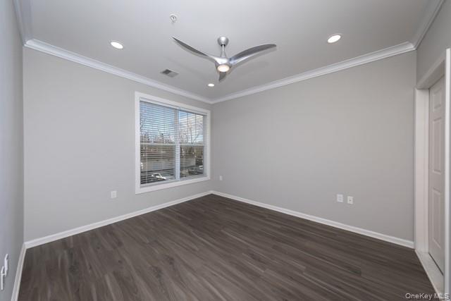 1 Charles Pond Drive # 8-815, Coram, NY 11727