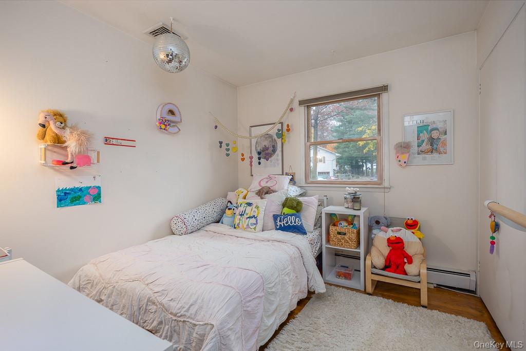 8 Durant Road, New City, NY 10956