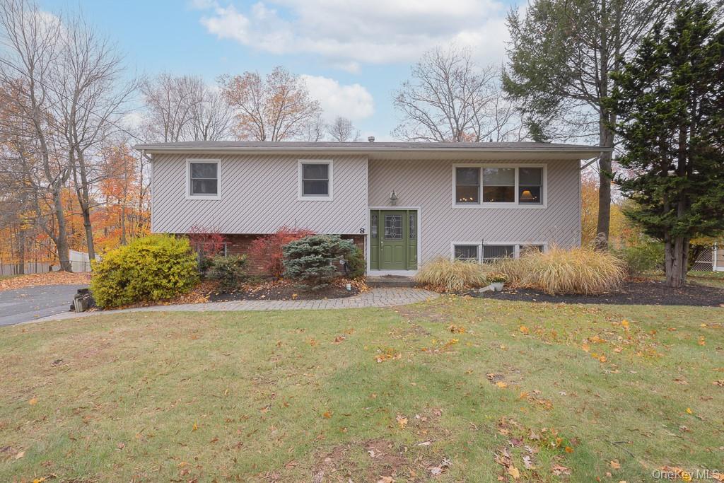 8 Durant Road, New City, NY 10956