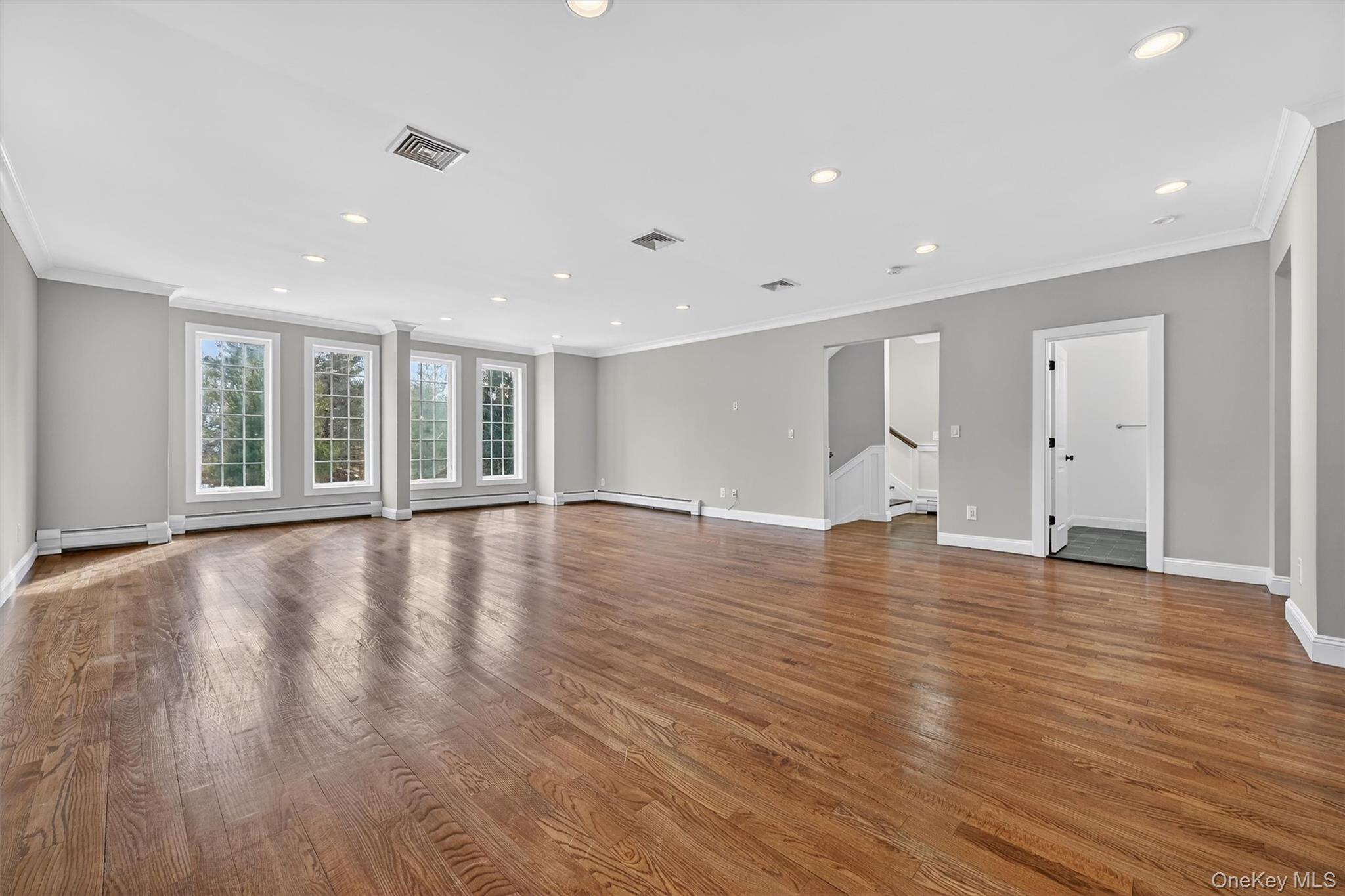 548 Mountainview Avenue, Valley Cottage, NY 10989