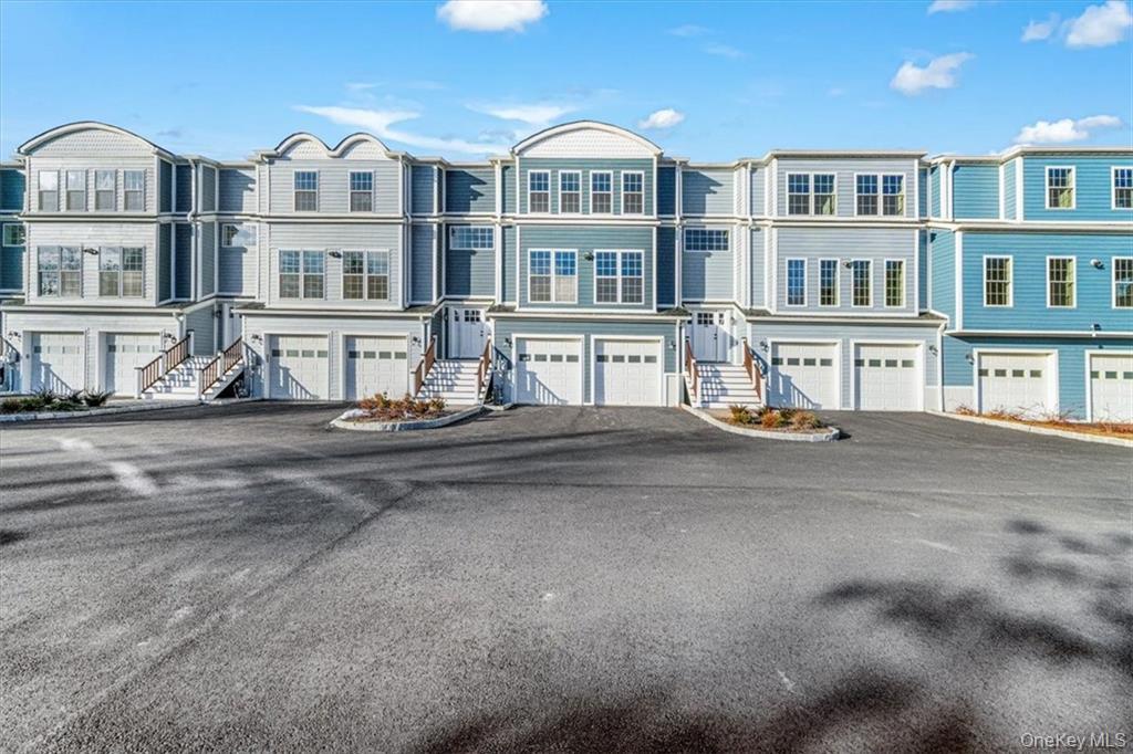 548 Mountainview Avenue, Valley Cottage, NY 10989