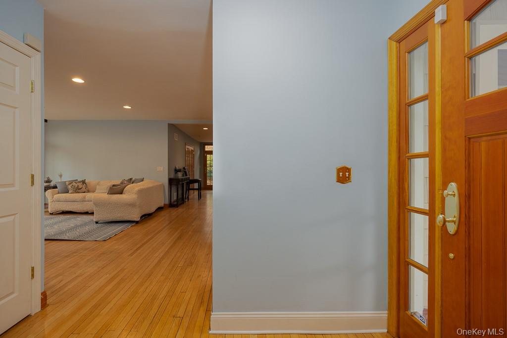 101 Hickory Hill Road, Tappan, NY 10983