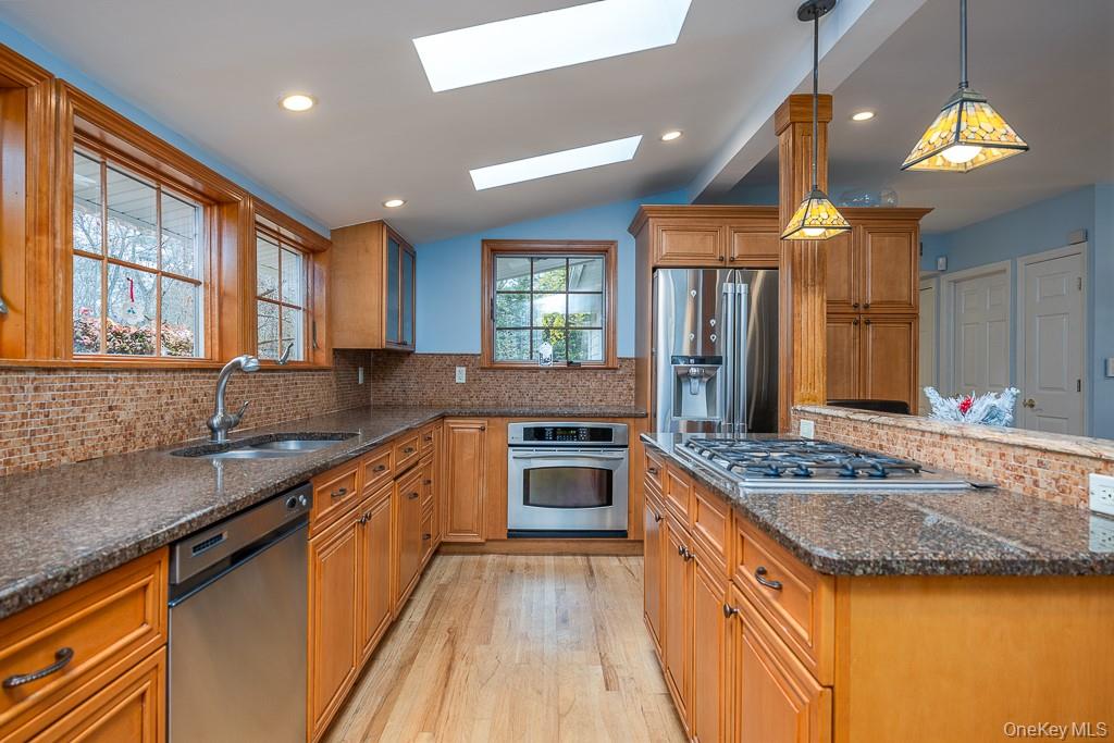 101 Hickory Hill Road, Tappan, NY 10983