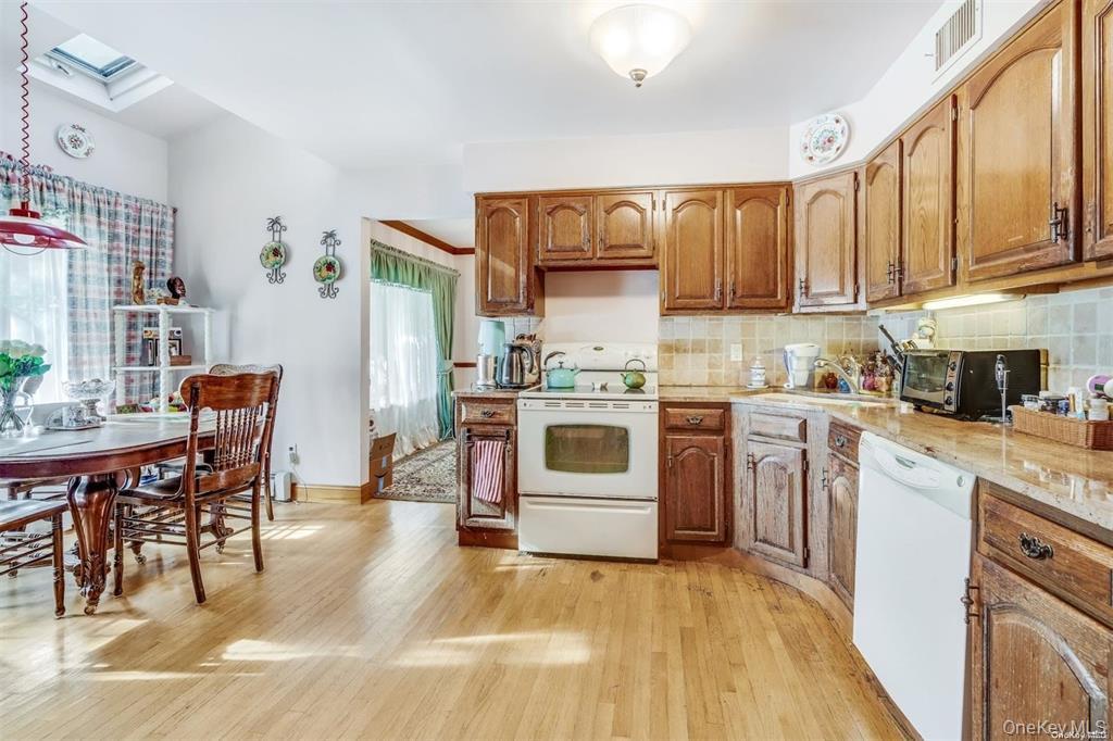 474 Route 25A, Saint James, NY 11780