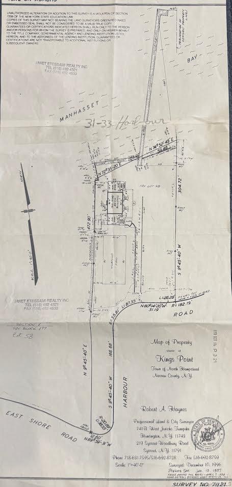 31 Harbour Road, Great Neck, NY 11024